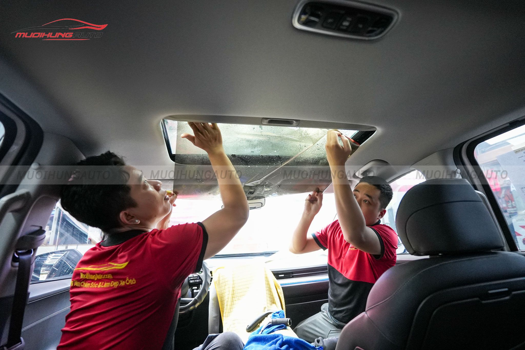 Phim cách nhiệt 3M cho Hyundai Custin 2023