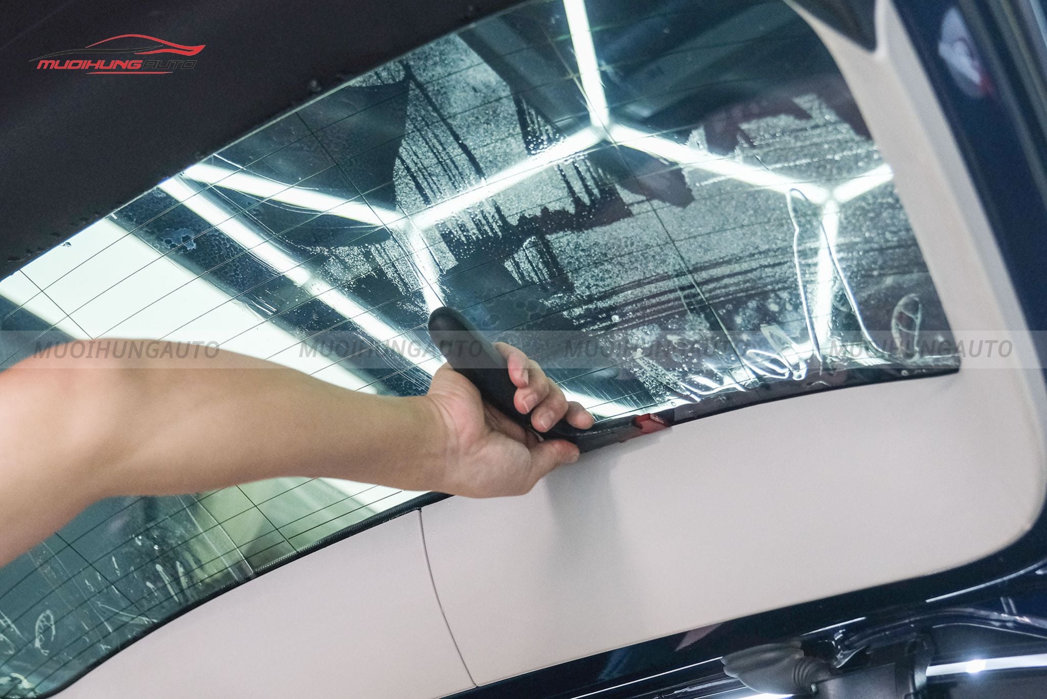 Phim cách nhiệt 3M xe Mercedes GLC 200