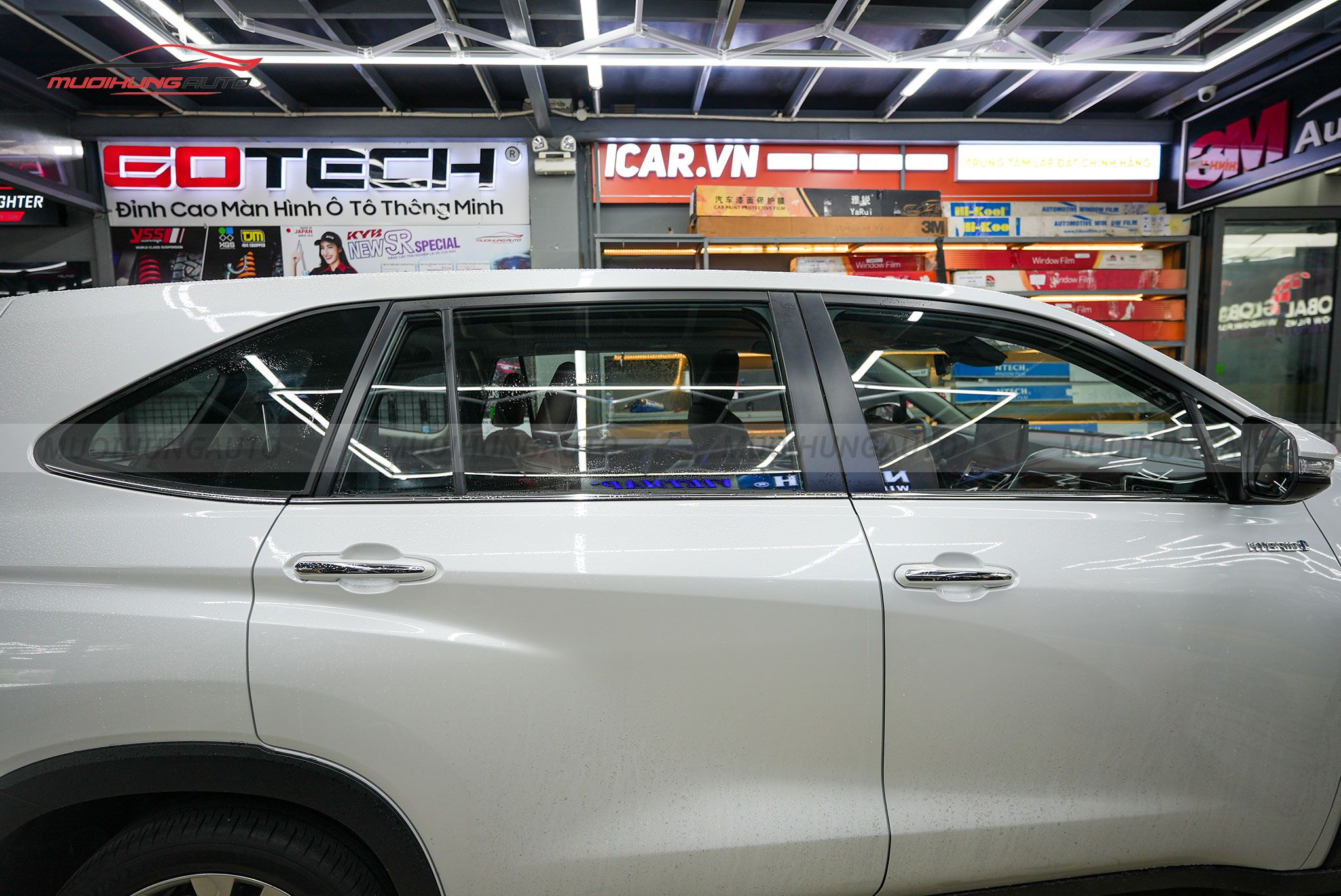 Phim cách nhiệt 3M xe Toyota Innova Hybrid 2024