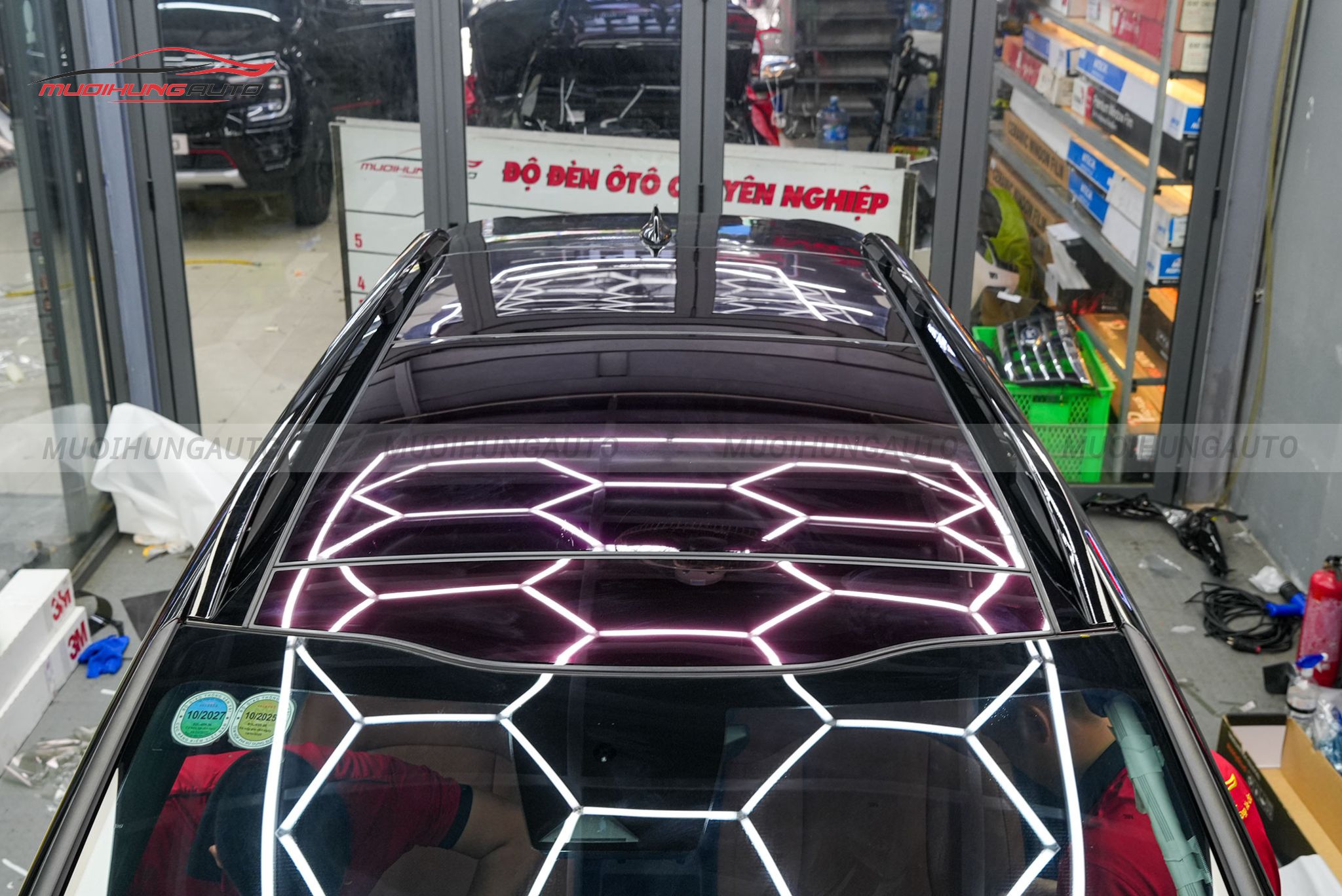 Dán phim PPF TPU SUNROOF cách nhiệt cửa sổ trời cho ô tô Kia Sportage 2024