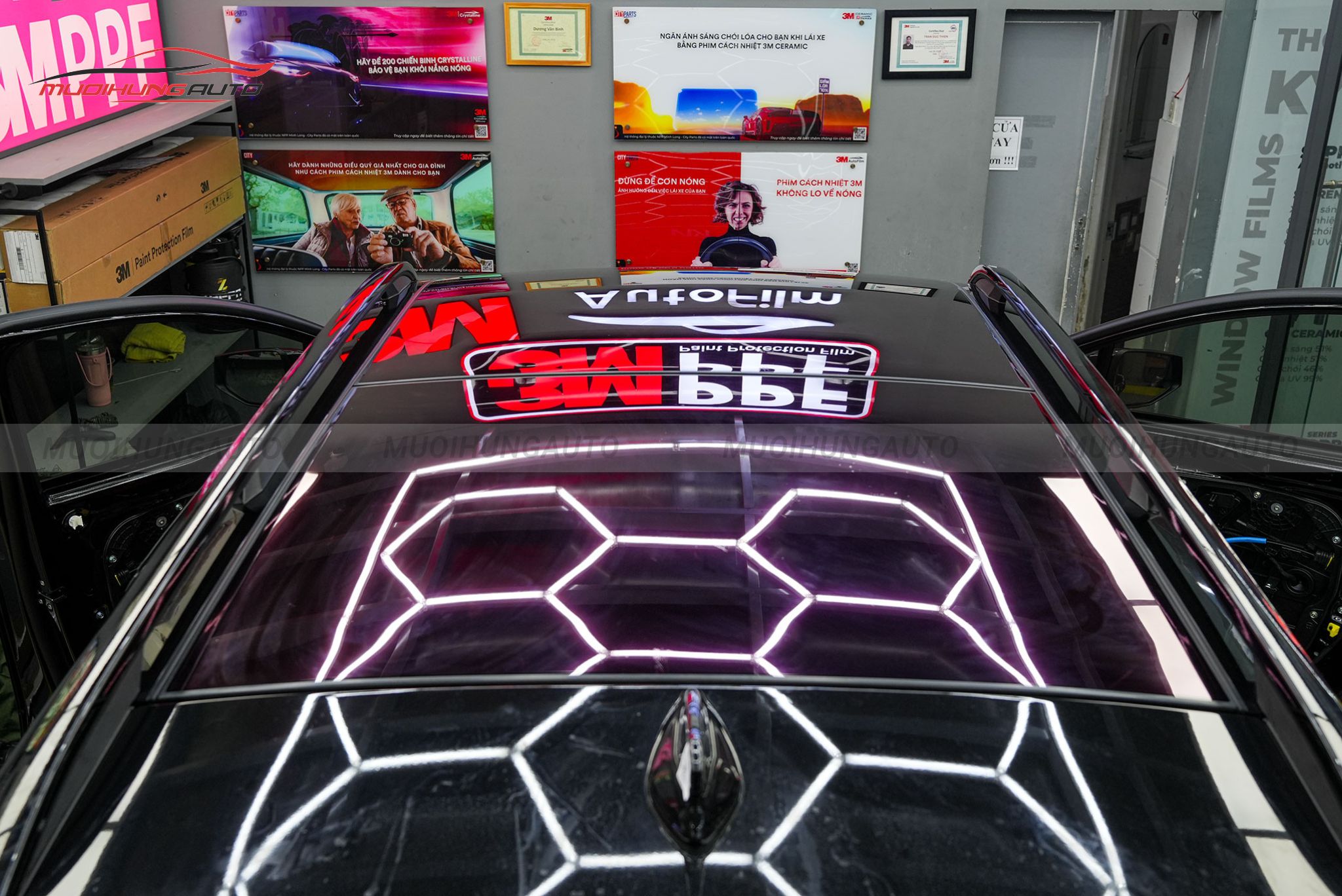 Dán phim PPF TPU SUNROOF cách nhiệt cửa sổ trời xe Kia Sportage 2024