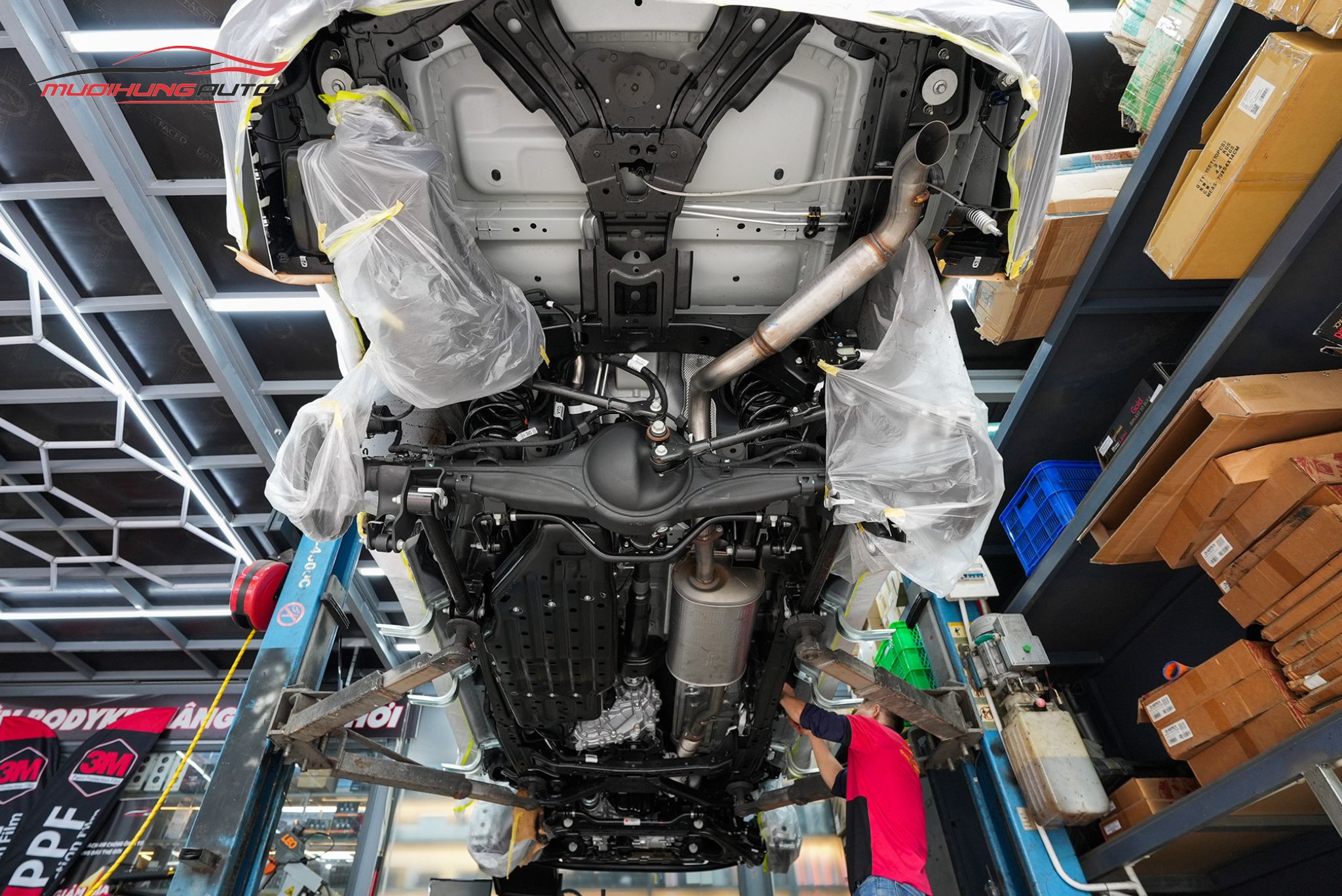 Phủ Gầm Xe Ford Everest 2024