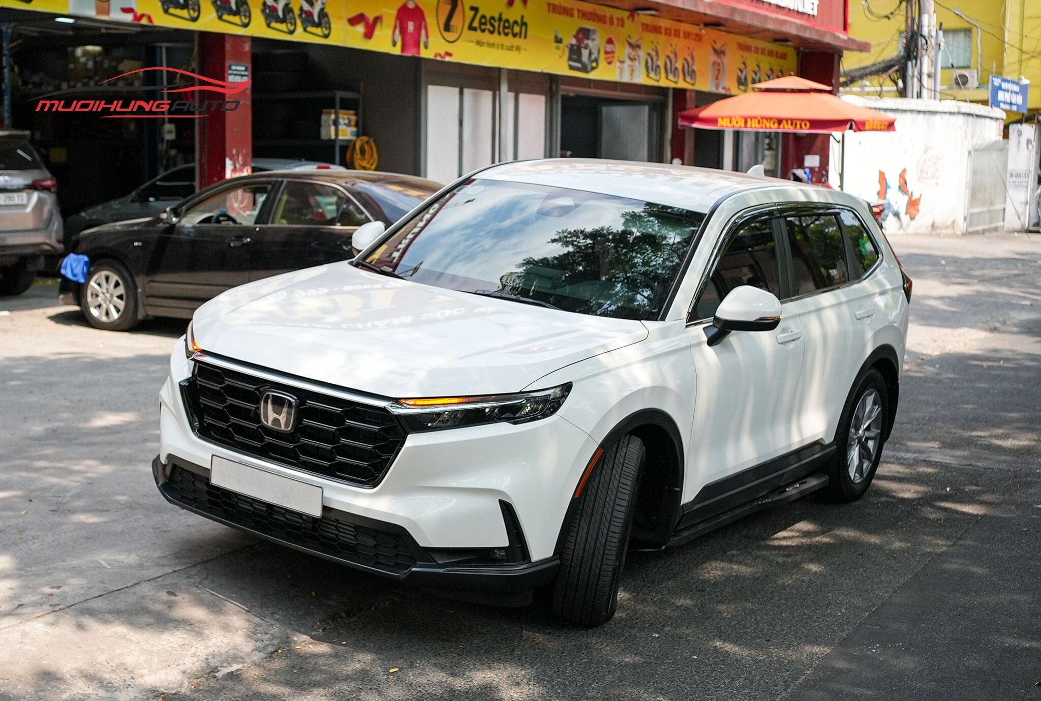 Sau khi lắp bệ bước chân Honda CRV 2024