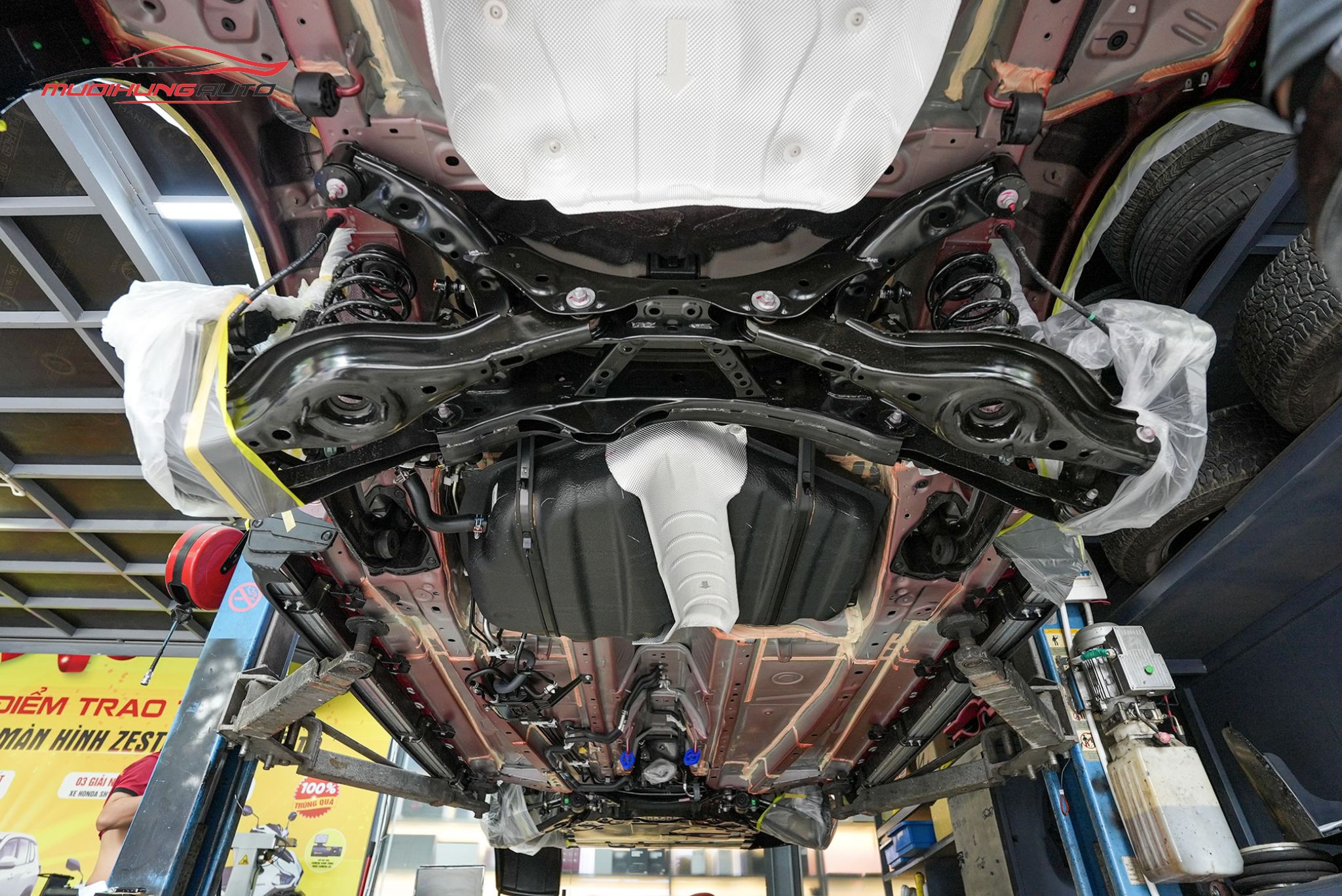 Phủ Gầm Xe Mazda CX-8 2023