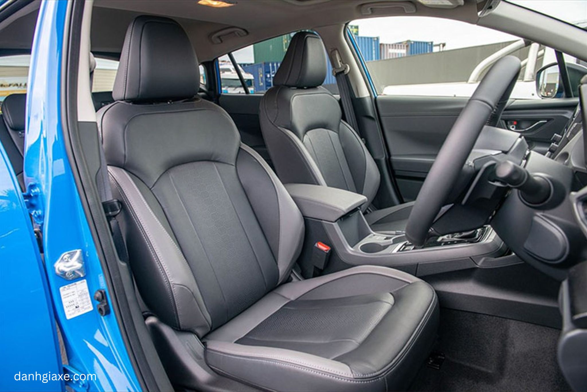 Subaru Crosstrek 2025 sở hữu khoang xe rộng rãi