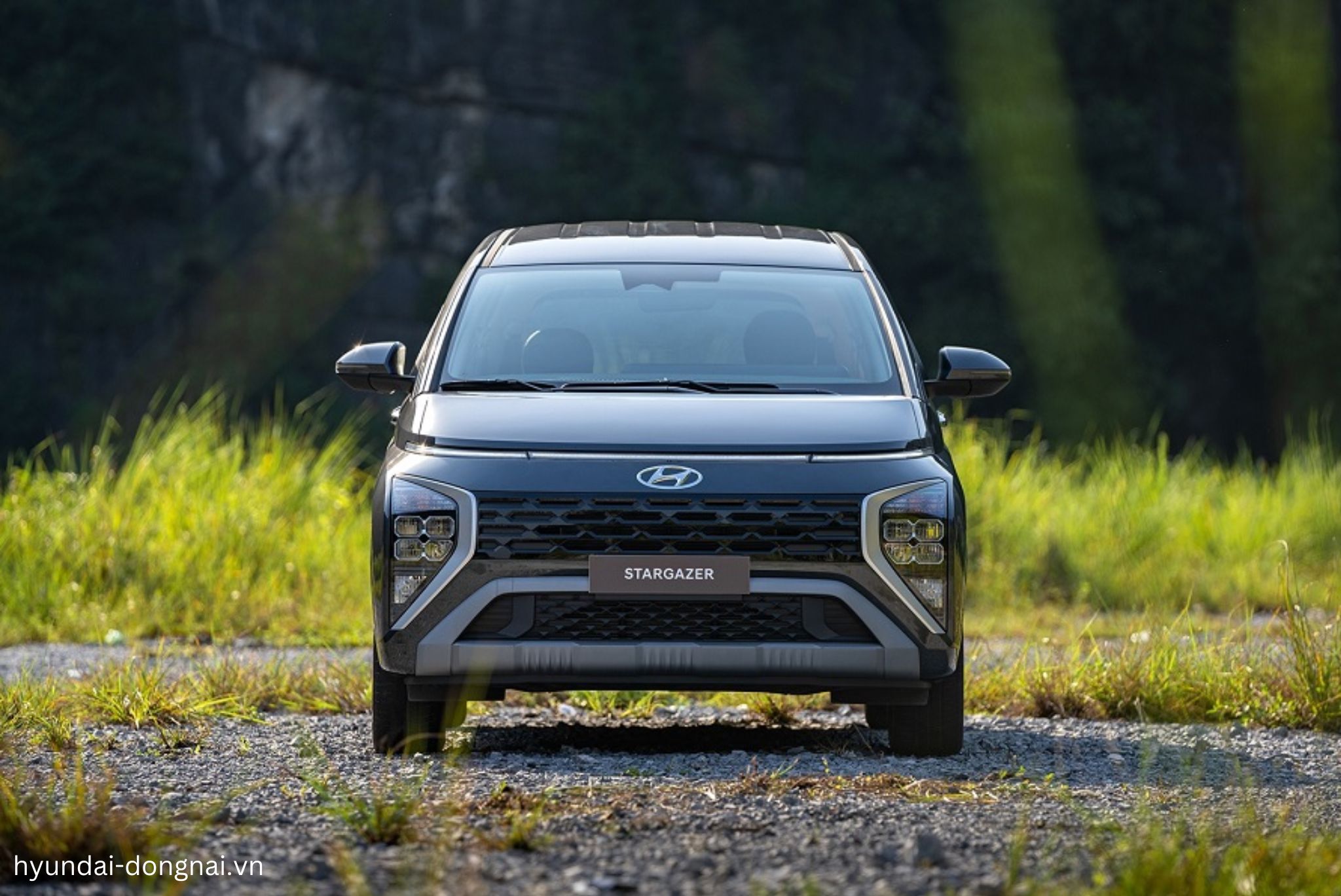 Hyundai Stargazer 2025 - Đánh giá chung, thông số, giá lăn bánh mới nhất 3/2025
