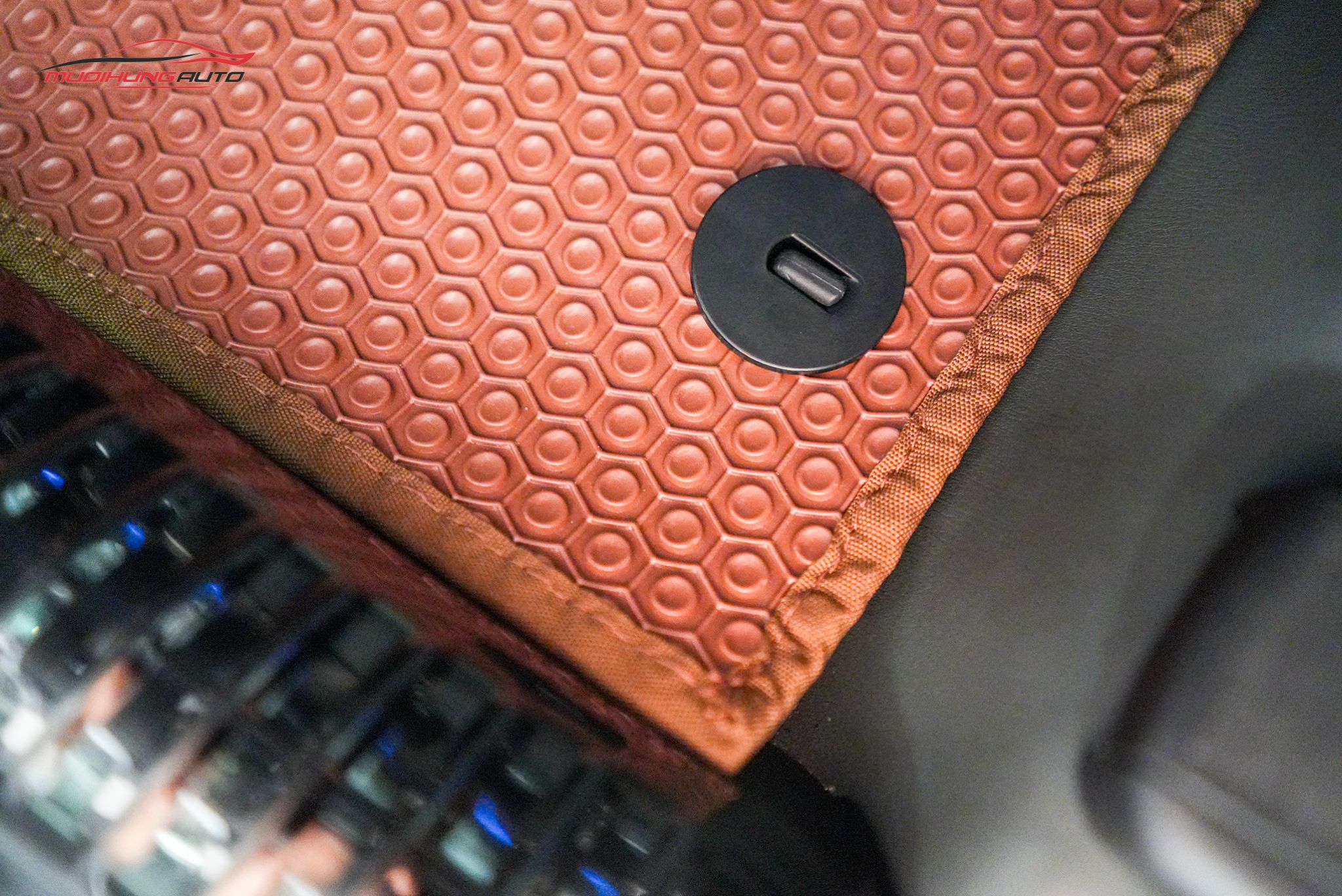 Thảm lót chân Kata cho ô tô Hyundai Santafe 2022