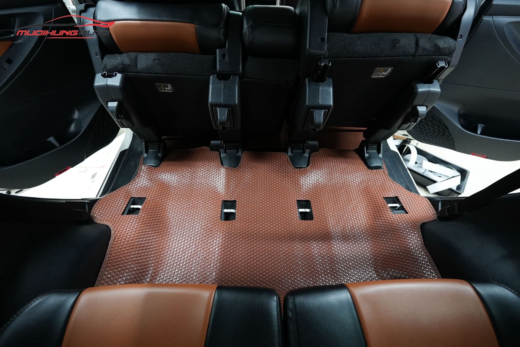 Thảm lót chân Kata cho ô tô Toyota Innova 2020