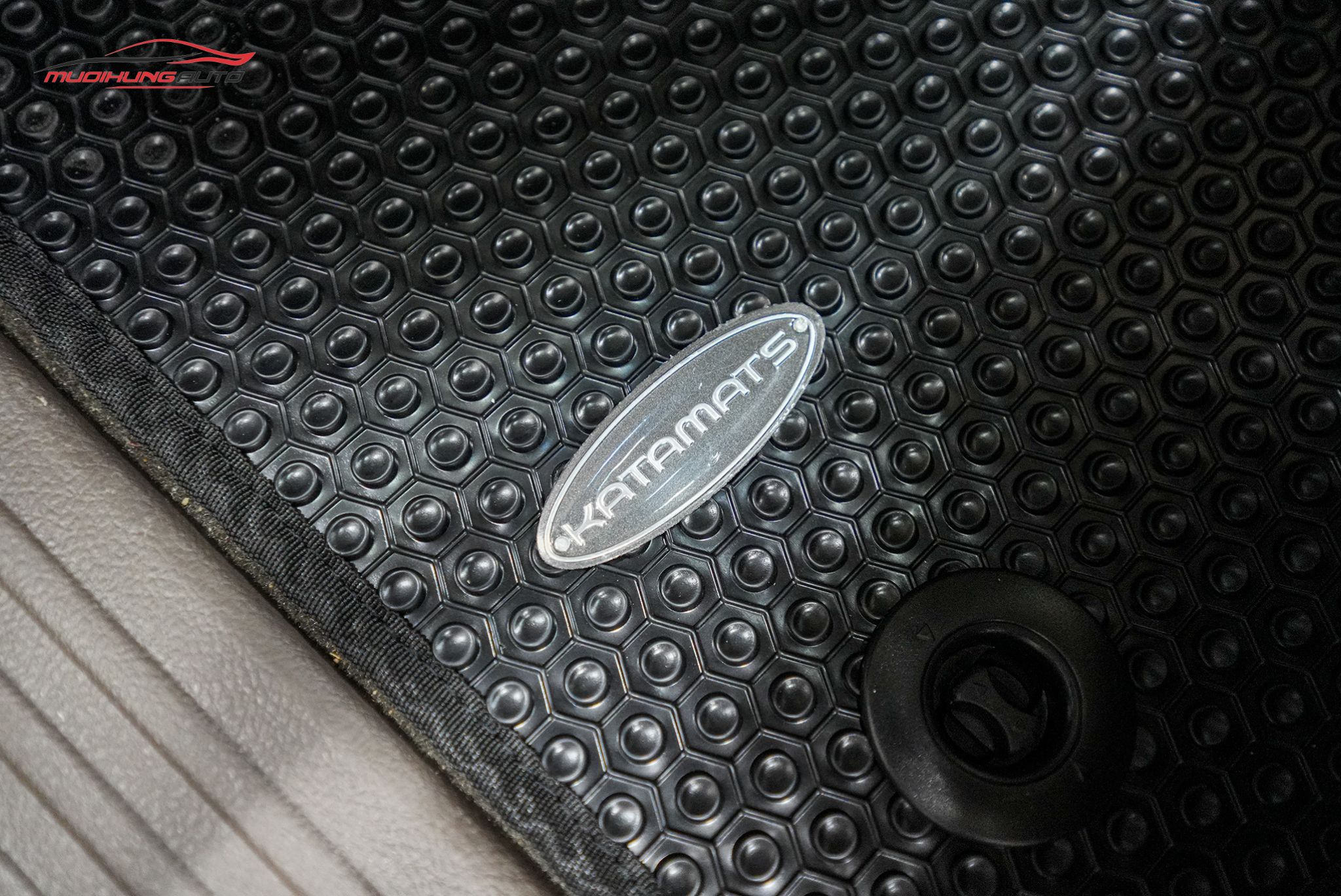 Thảm lót chân Kata ô tô Lexus GX460 2015