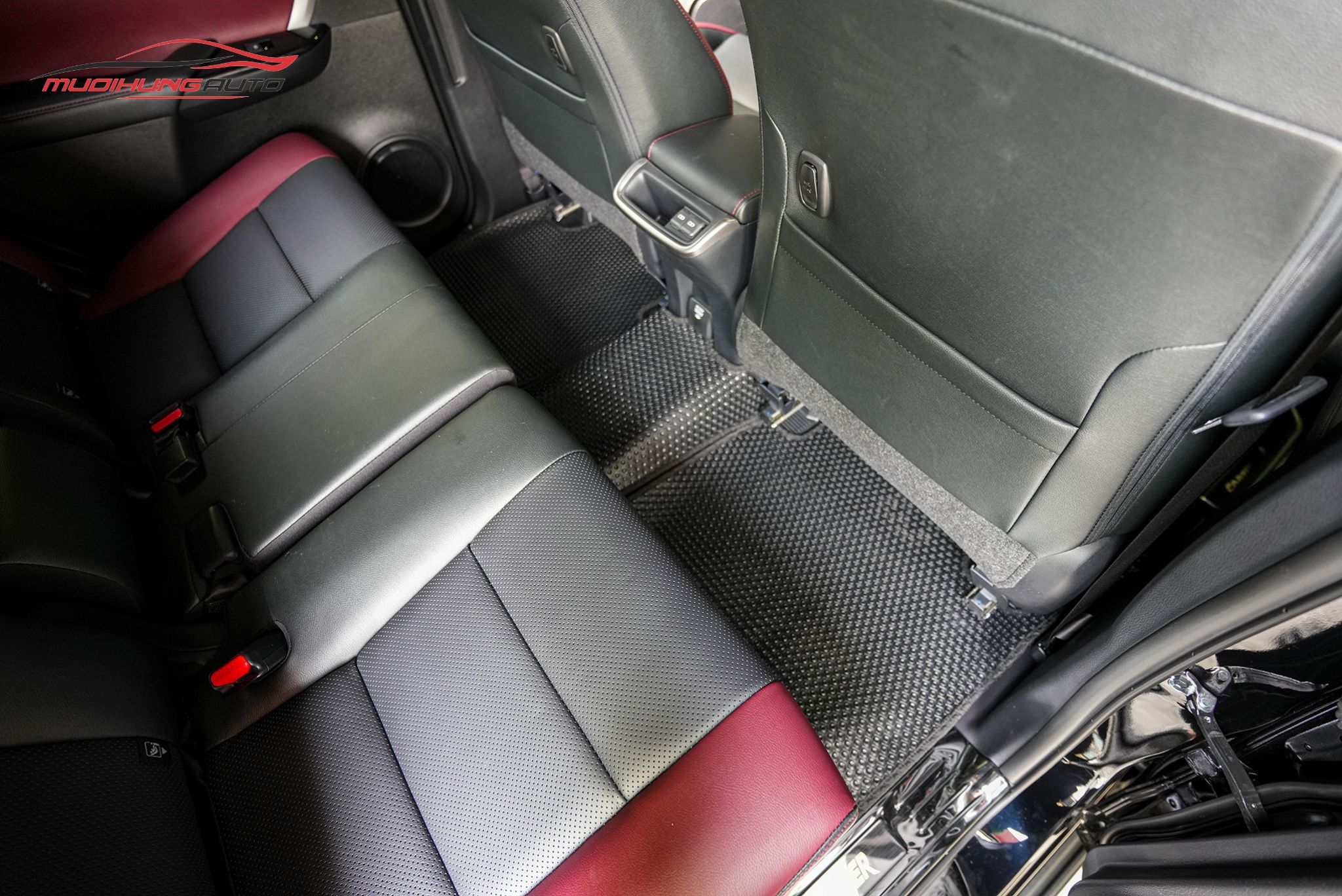 Thảm lót chân Kata ô tô Toyota Fortuner 2022