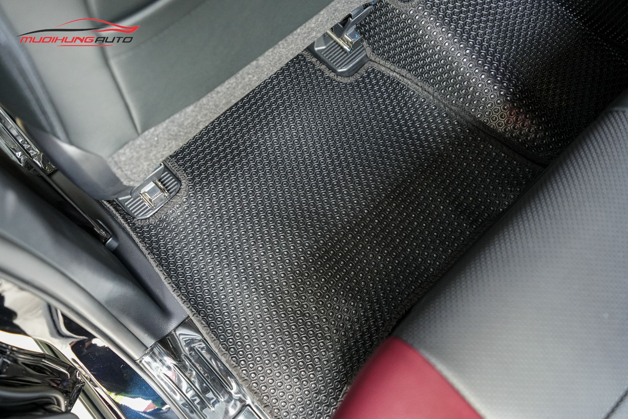 Thảm lót chân Kata xe Toyota Fortuner 2022