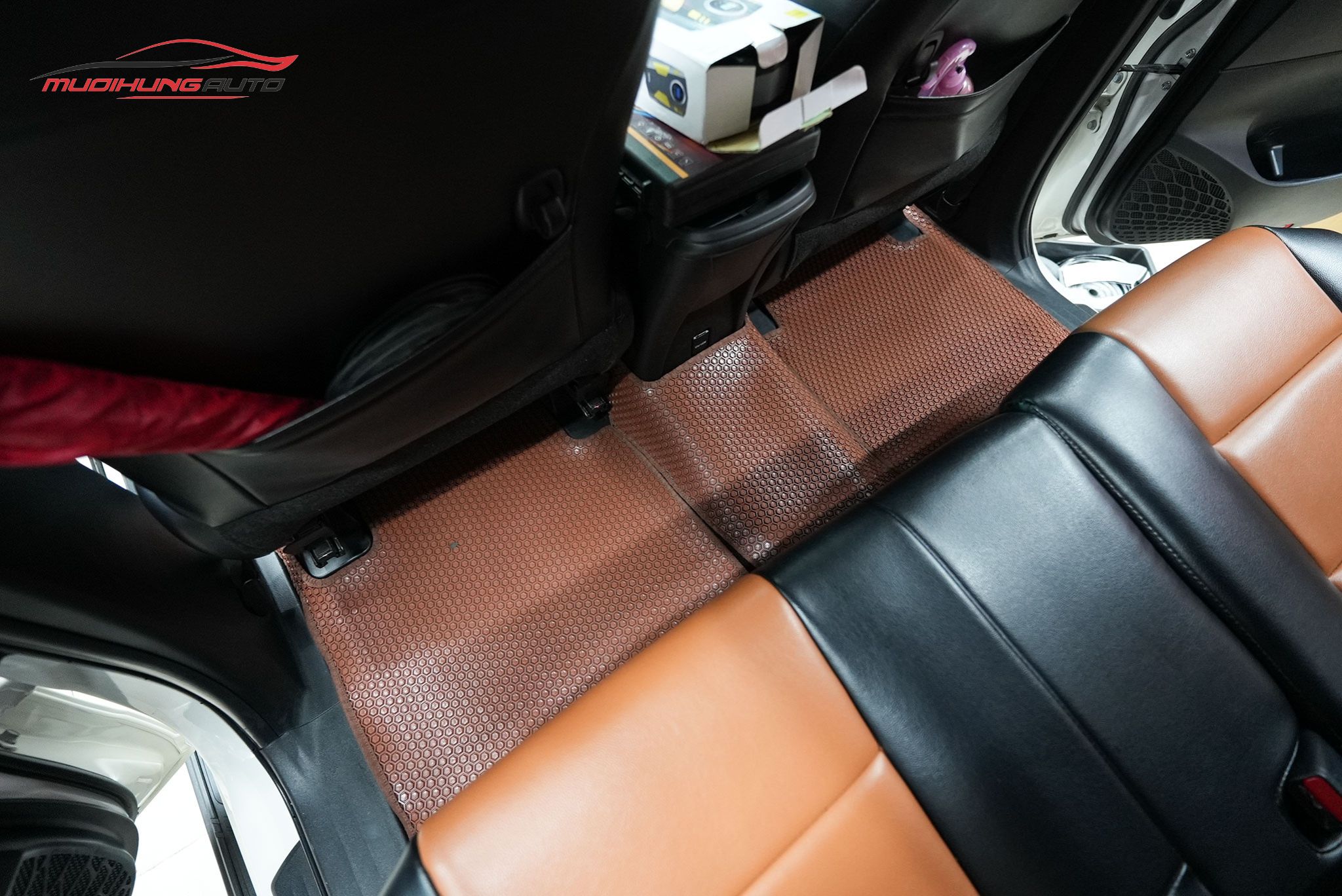 Thảm lót chân Kata xe Toyota Innova 2020