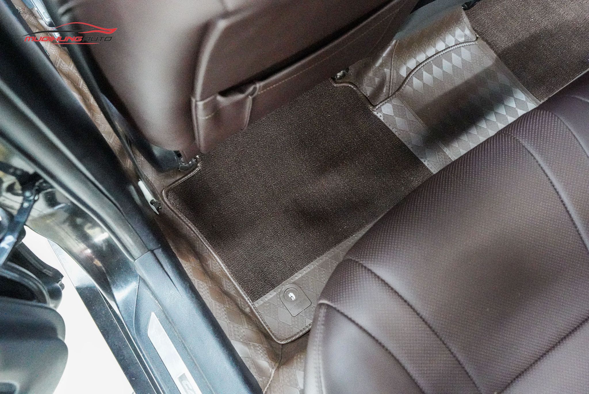 Thảm lót chân Lavor cho xe hơi Toyota Camry