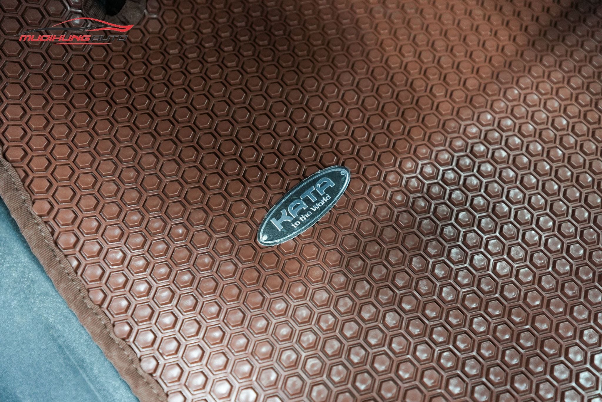 Thảm lót sàn Kata cho Toyota Innova 2020