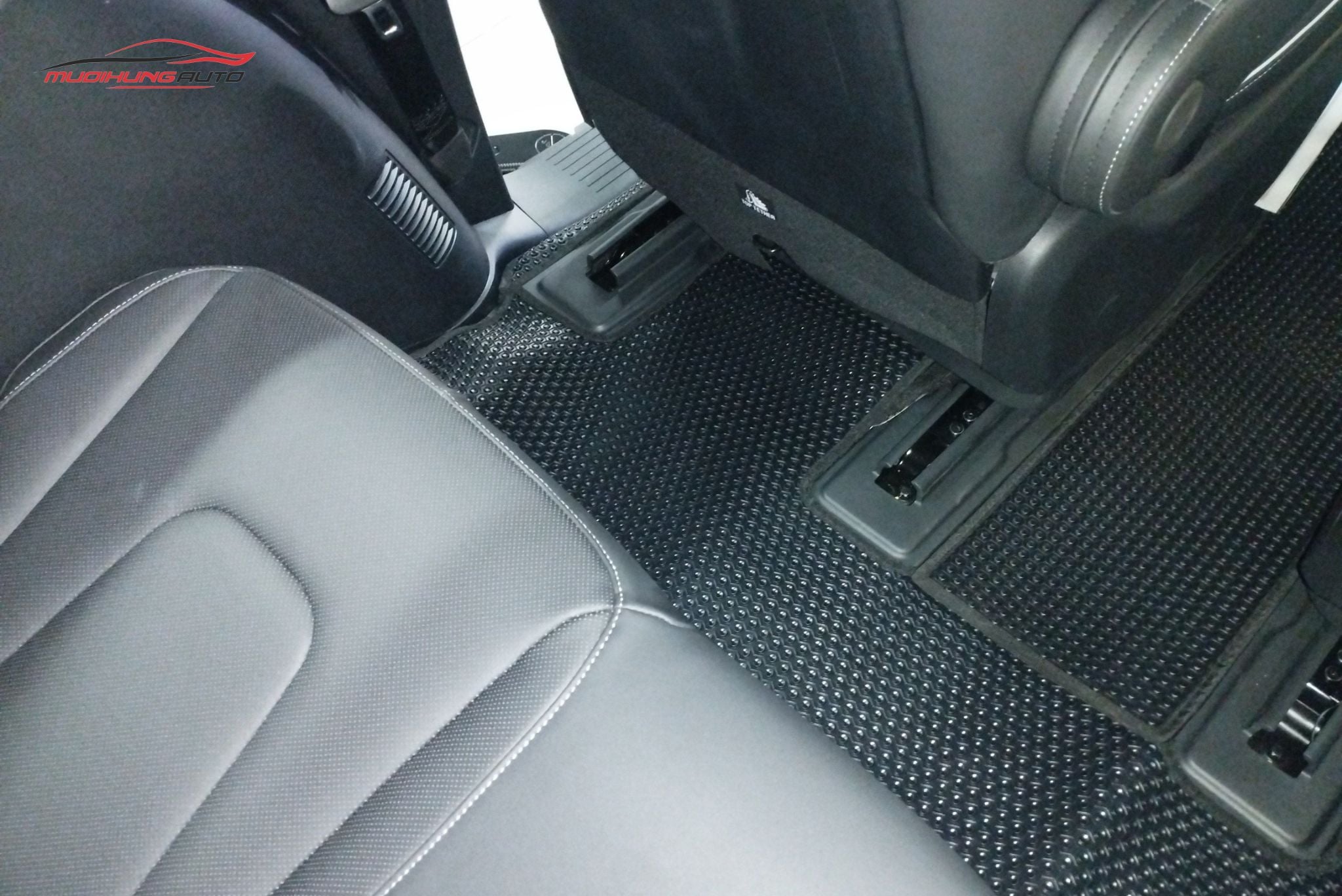 Thảm lót sàn Kata Hyundai Custin 2023