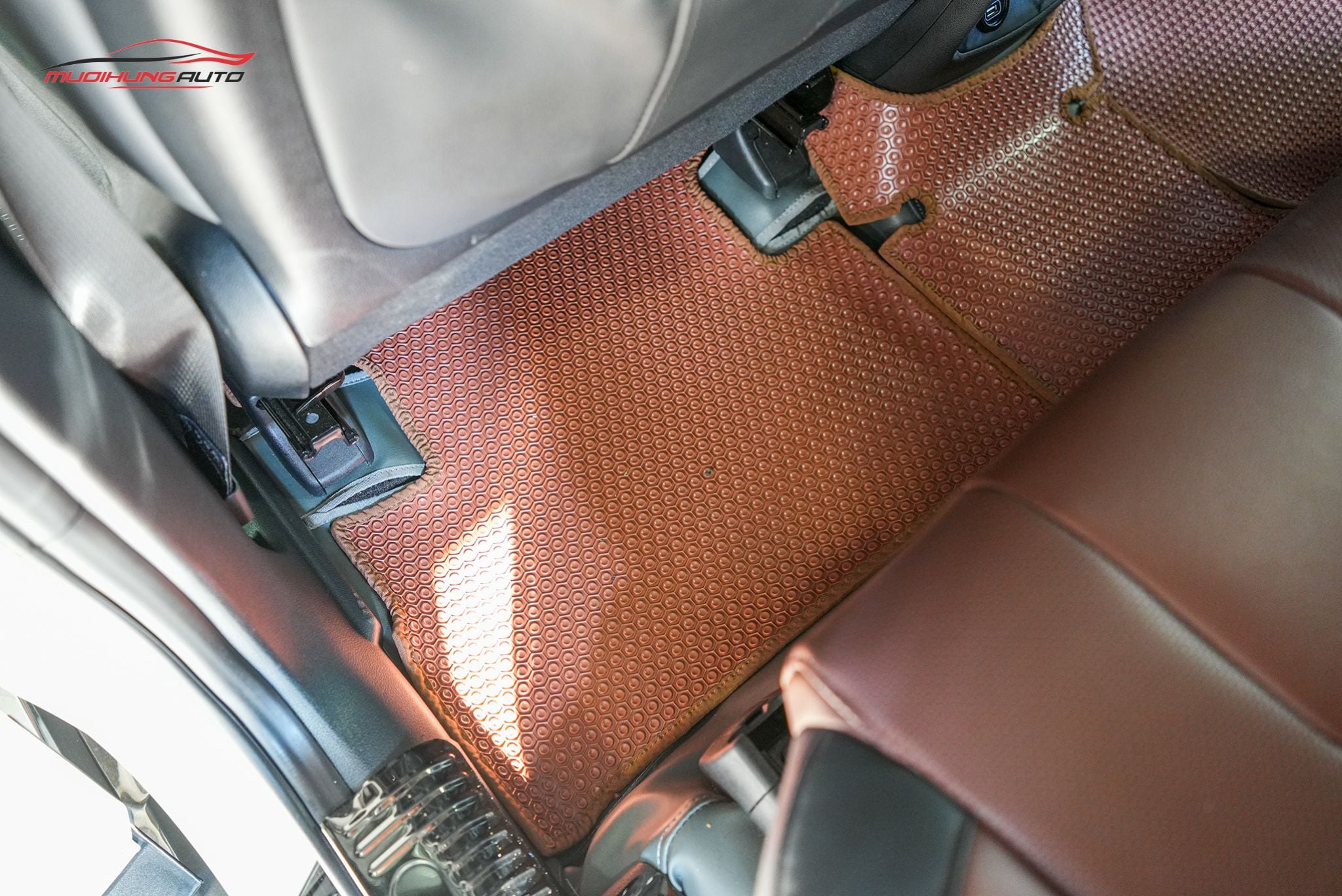 Thảm lót sàn Kata Hyundai Santafe 2022