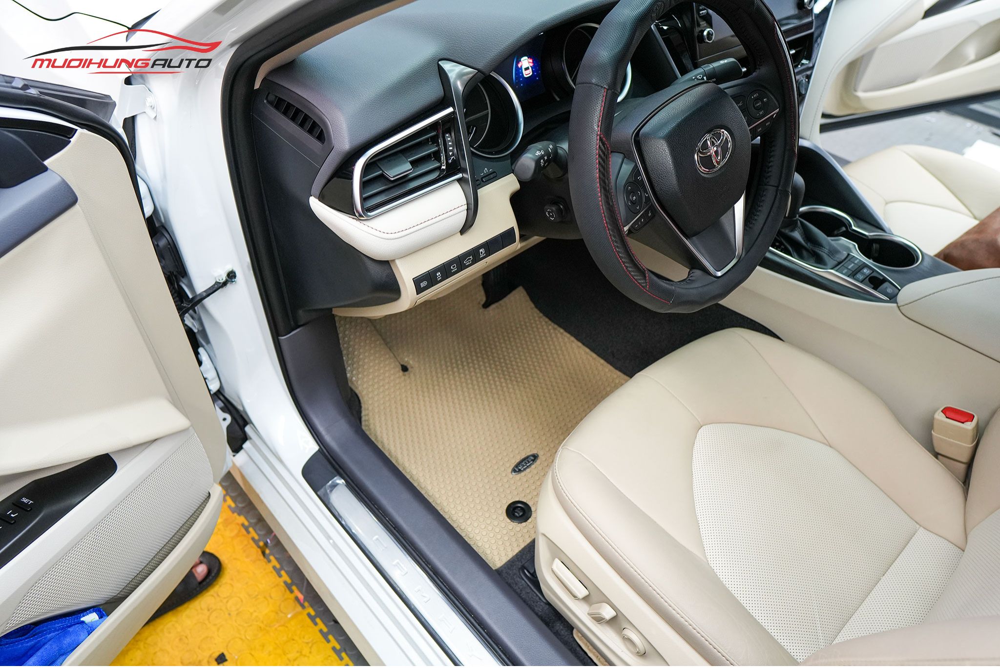 Thảm lót sàn Kata ô tô Toyota Camry 2024