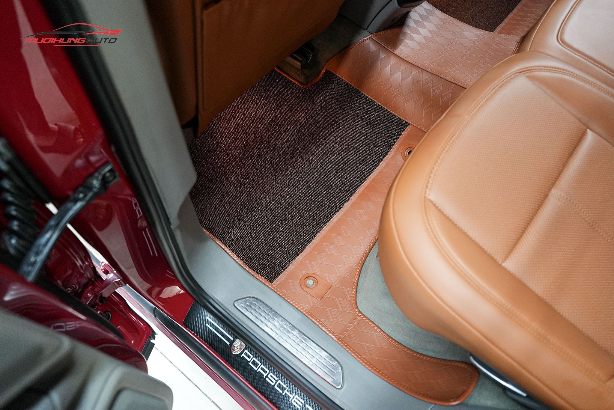 Thảm lót sàn Lavor cho Porsche Cayenne