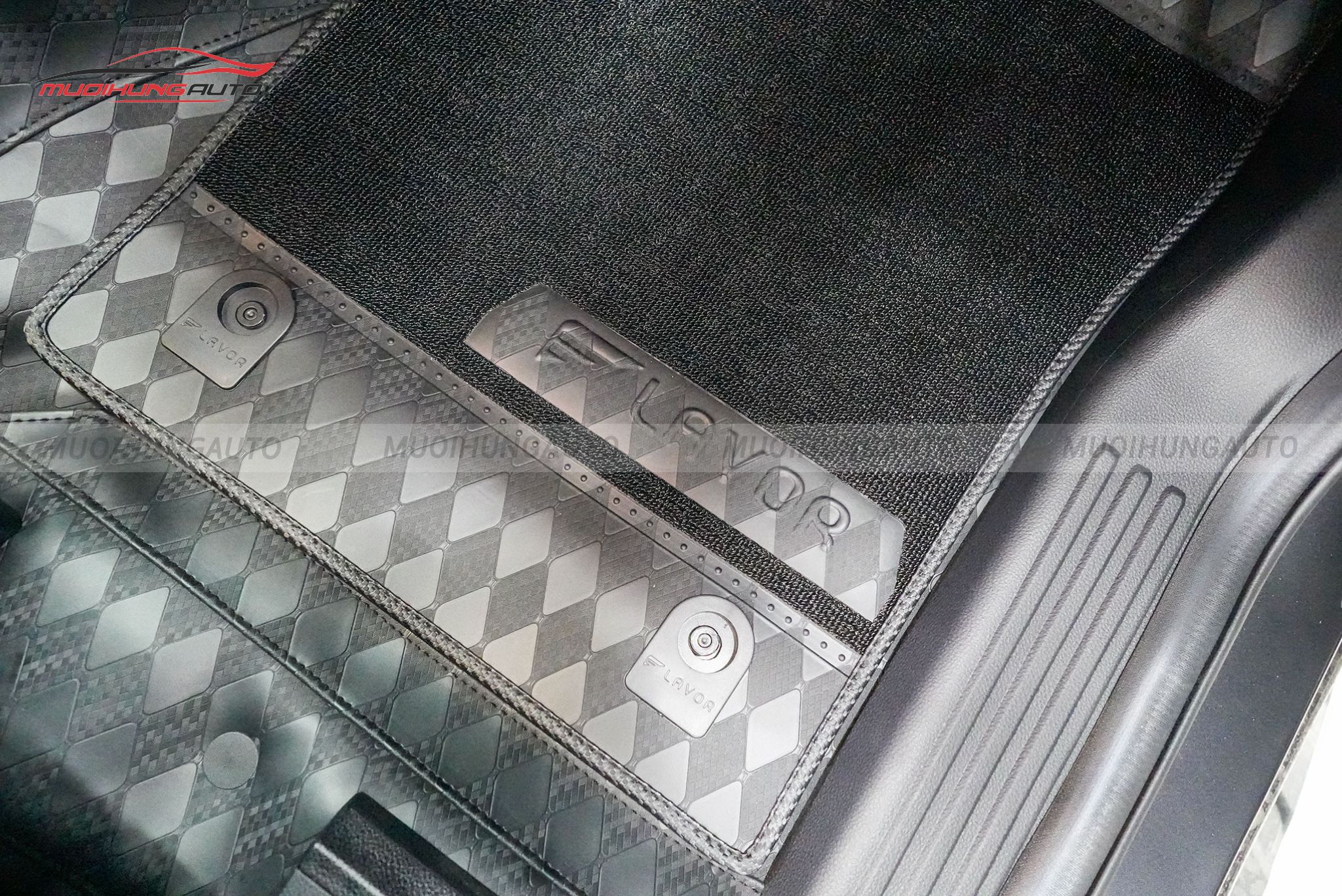 Thảm lót sàn Lavor cho xe Ford Everest 2024