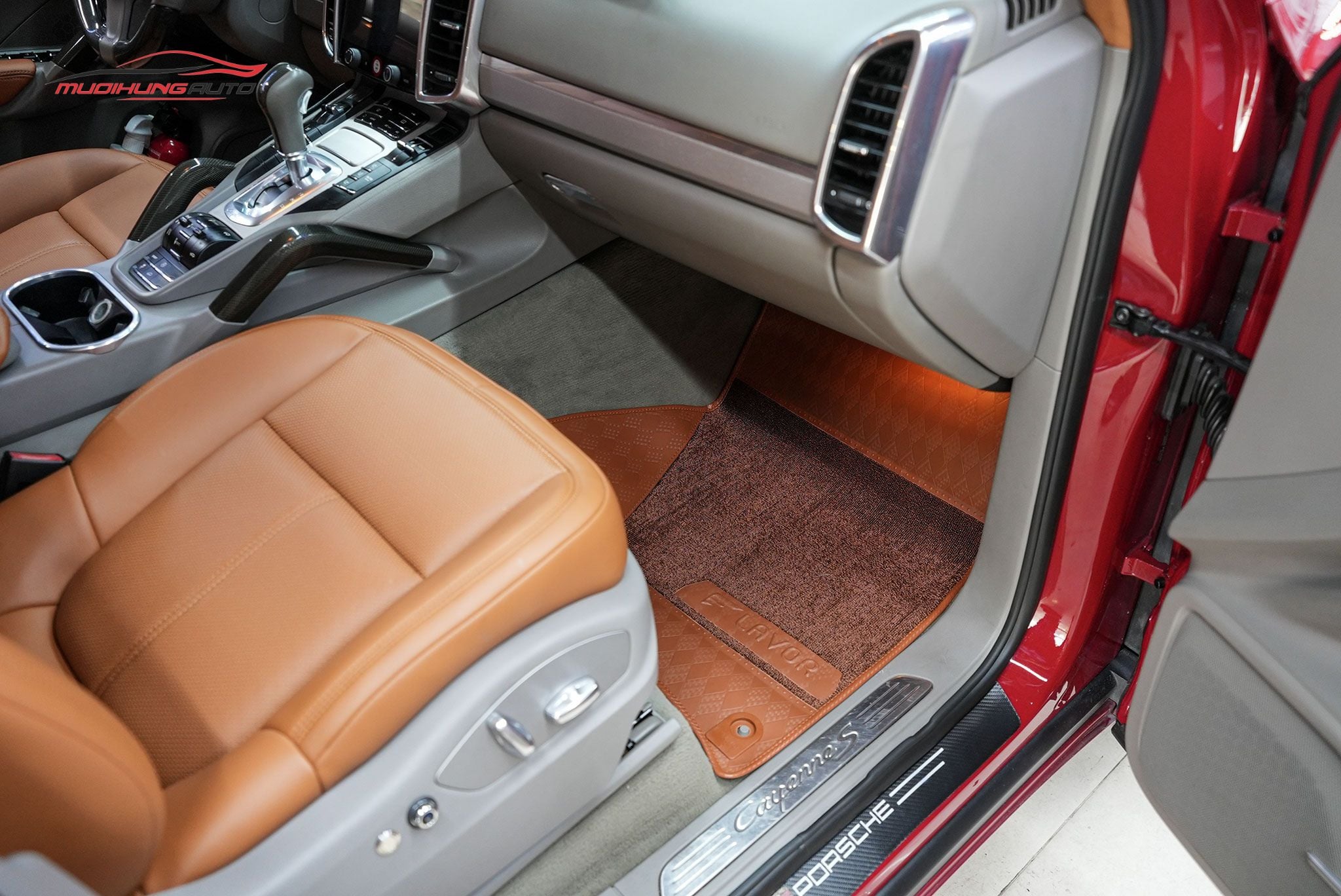 Thảm lót sàn Lavor cho xe hơi Porsche Cayenne