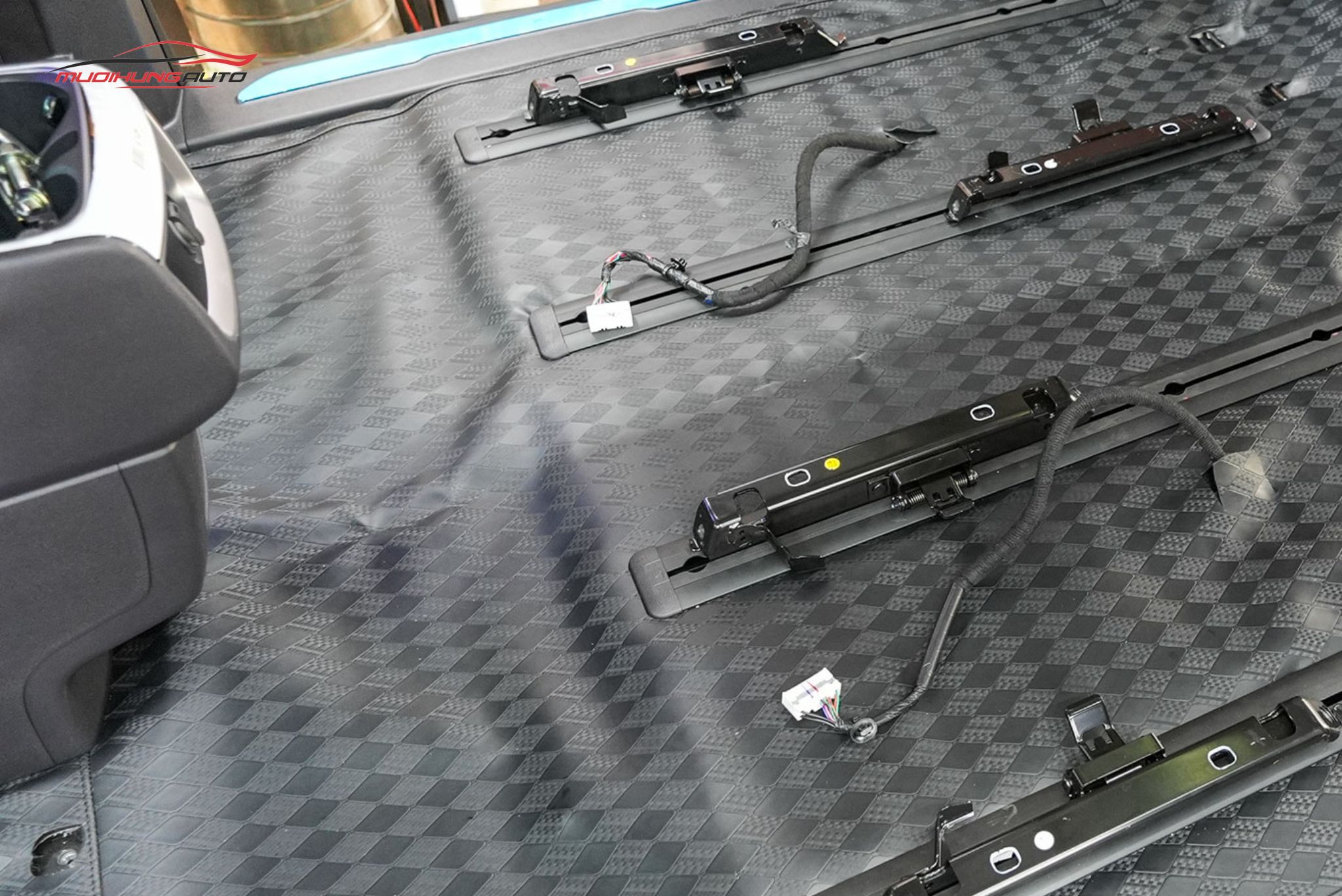 Thảm lót sàn Lavor cho xe Kia Carnival