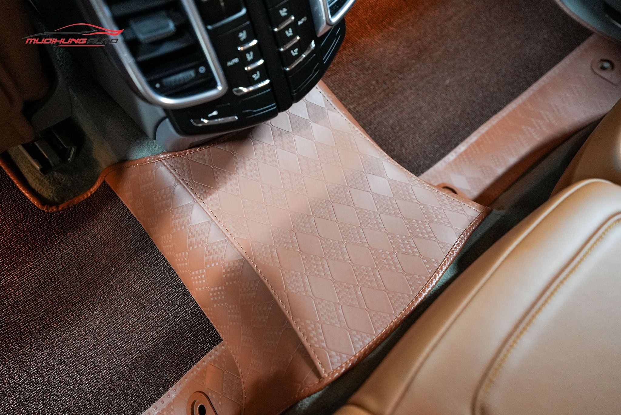 Thảm lót sàn Lavor dành cho Porsche Cayenne