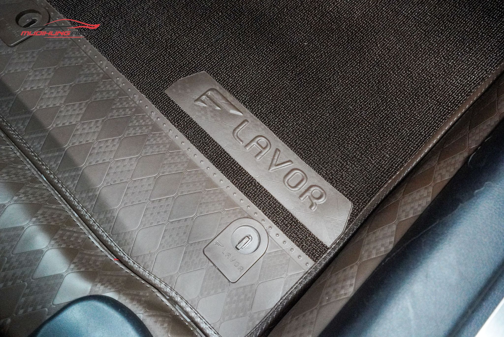 Thảm lót sàn Lavor dành cho Toyota Camry