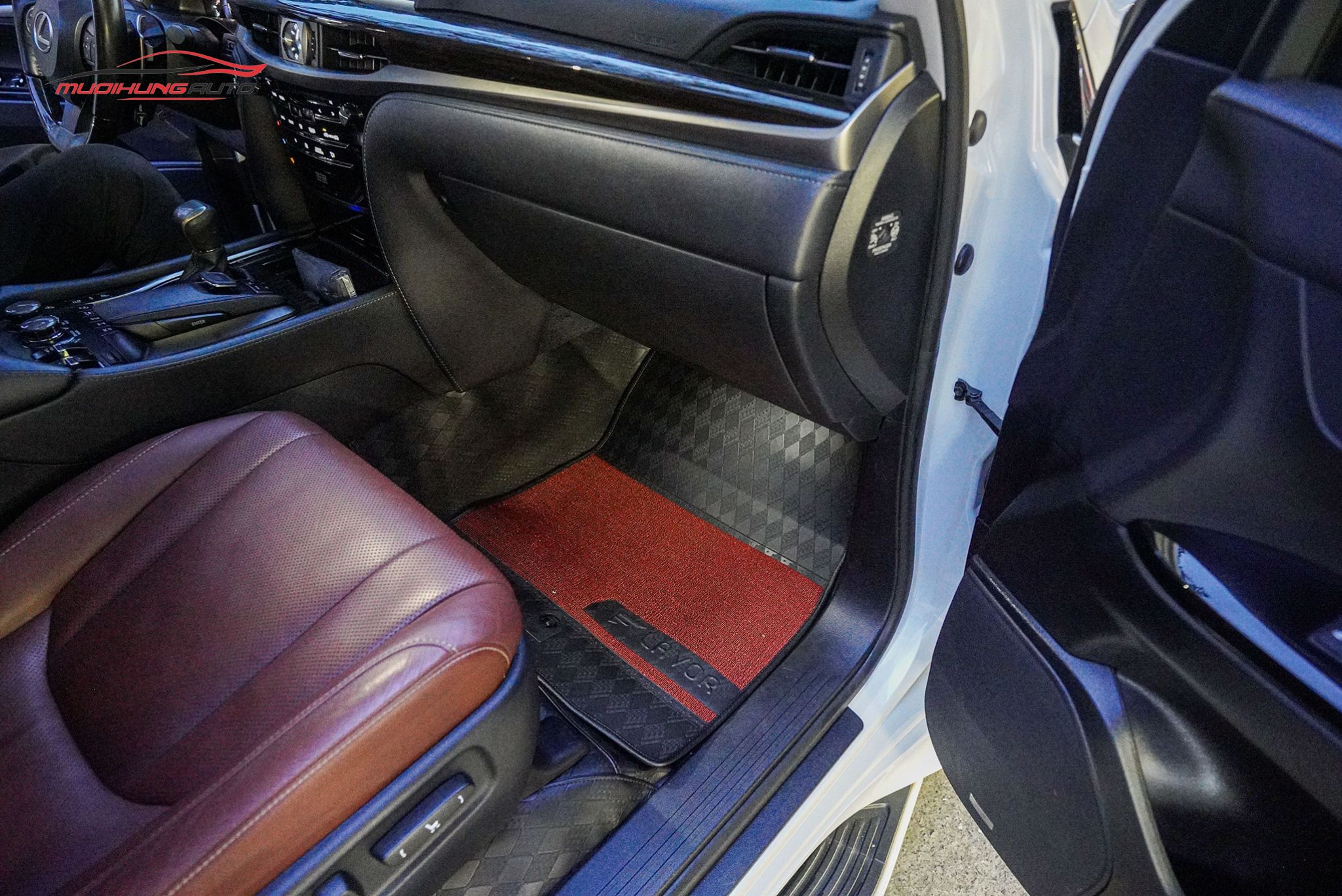 Thảm lót sàn Lavor dành cho xe Lexus LX570