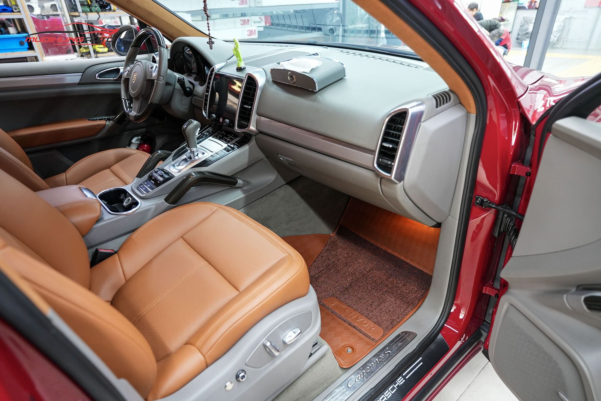 Thảm lót sàn Lavor xe hơi Porsche Cayenne