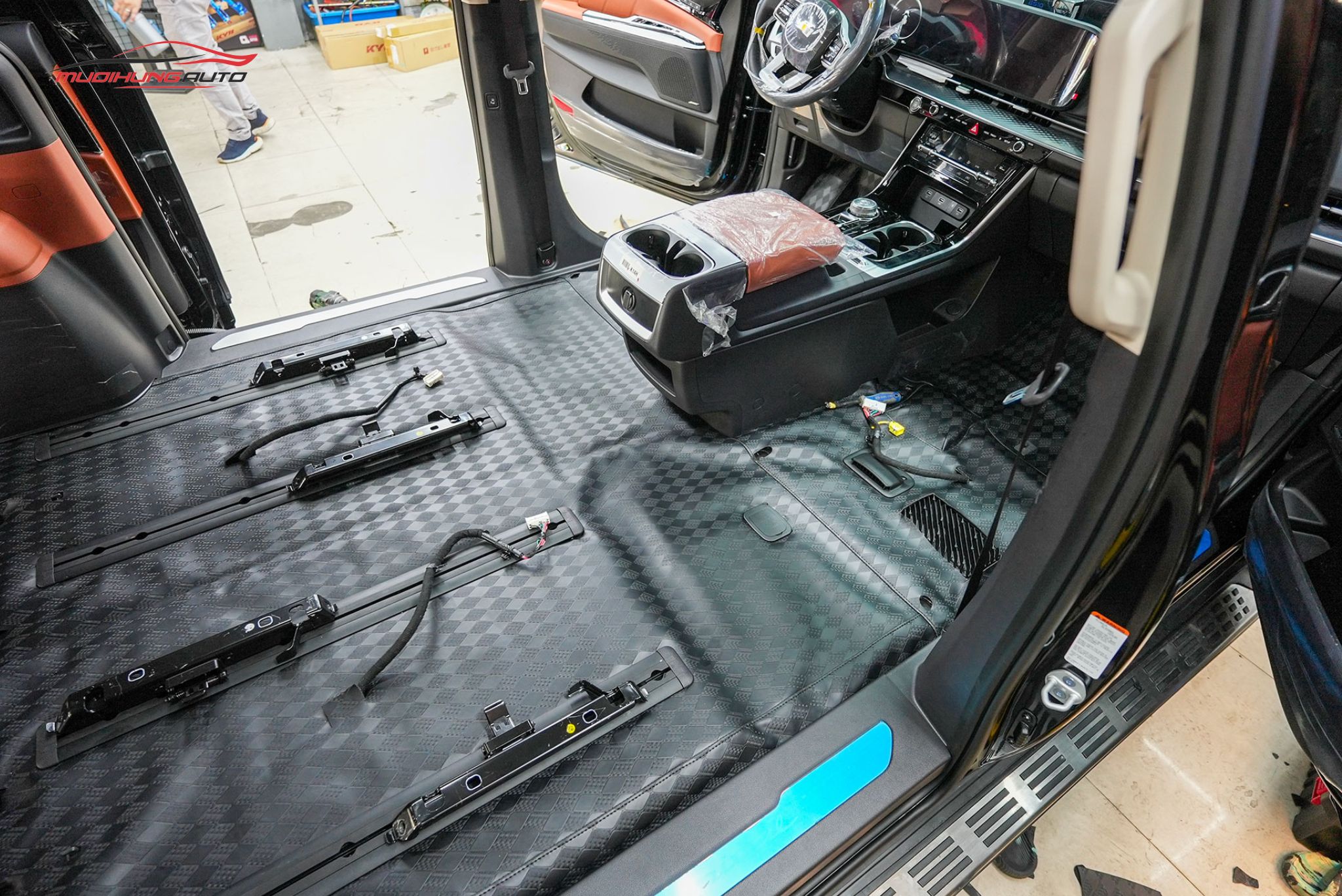 Thảm lót sàn Lavor xe Kia Carnival