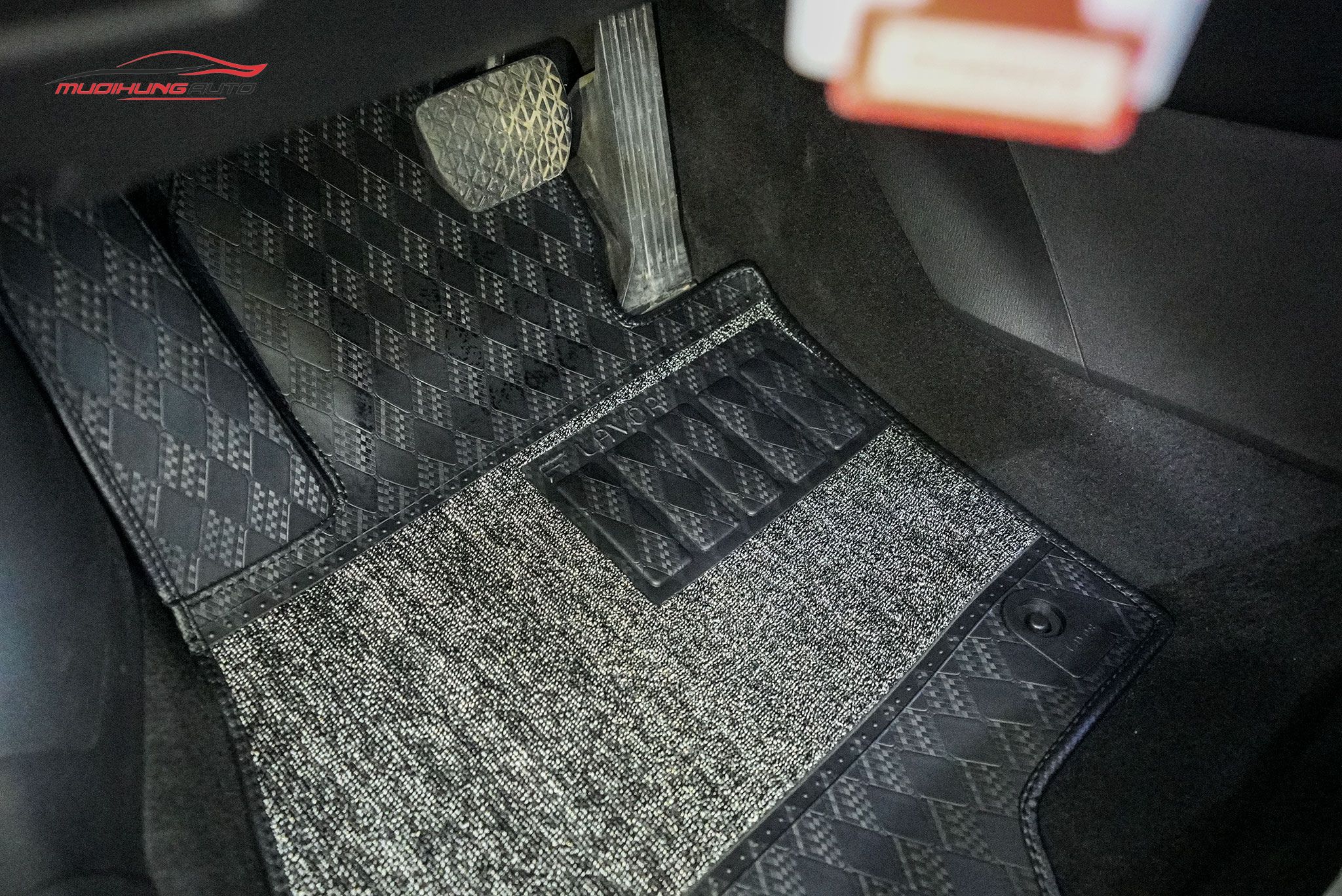 Thảm lót sàn Lavor xe Mazda 6