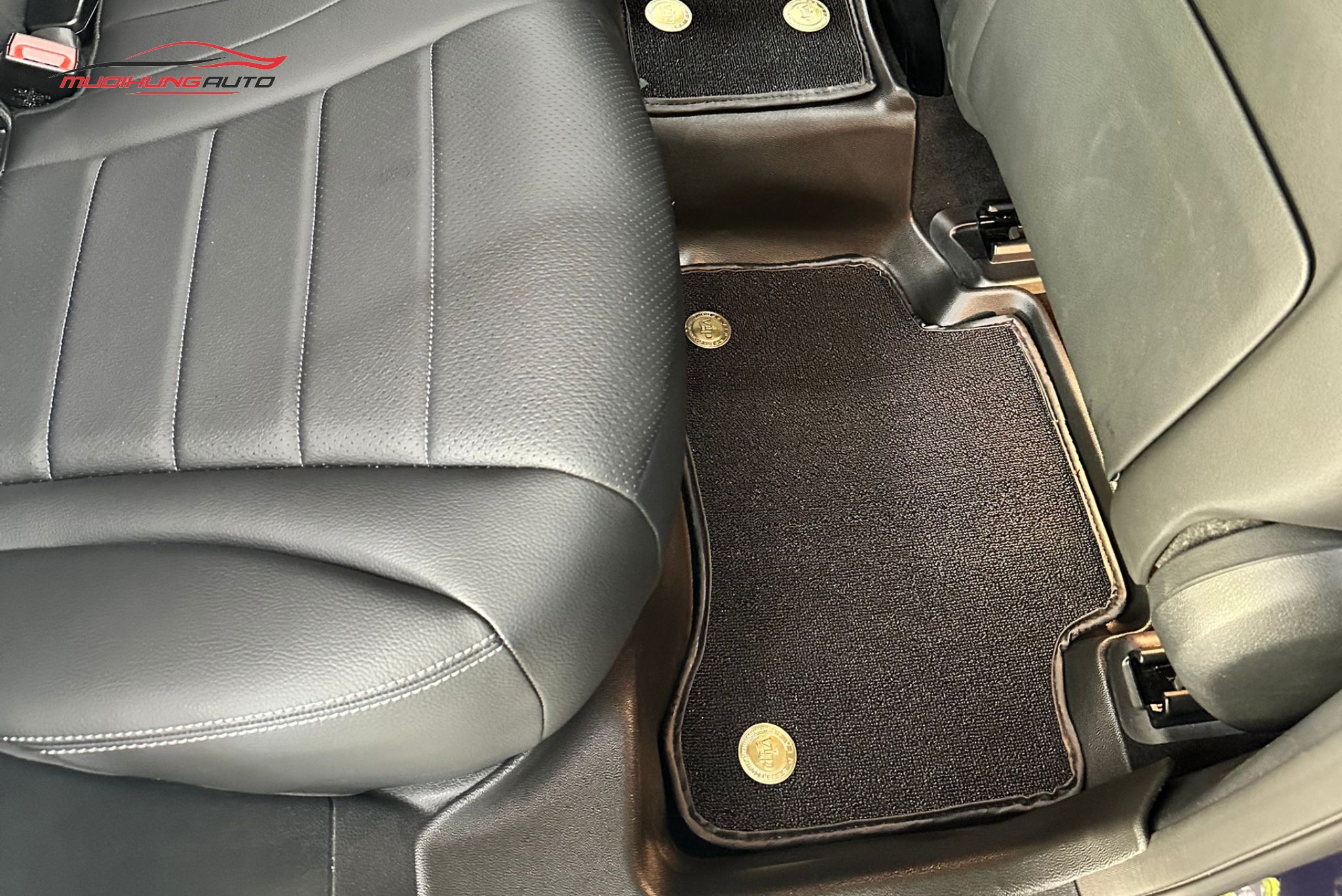 Thảm lót sàn Ncar cho xe Mercedes GLC200 2022