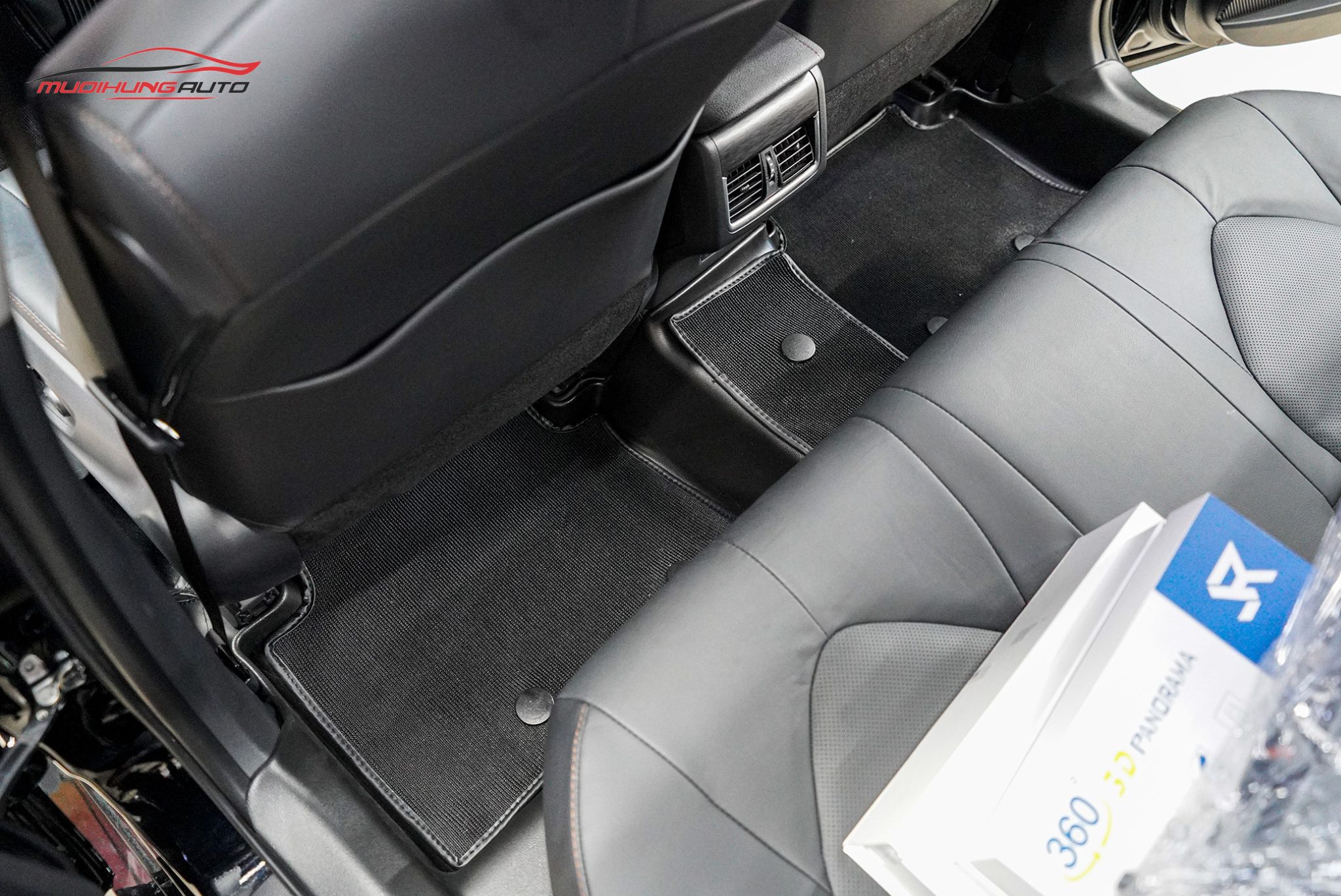 Thảm lót sàn Ncar hàng ghế 2 cho Toyota Camry 2022