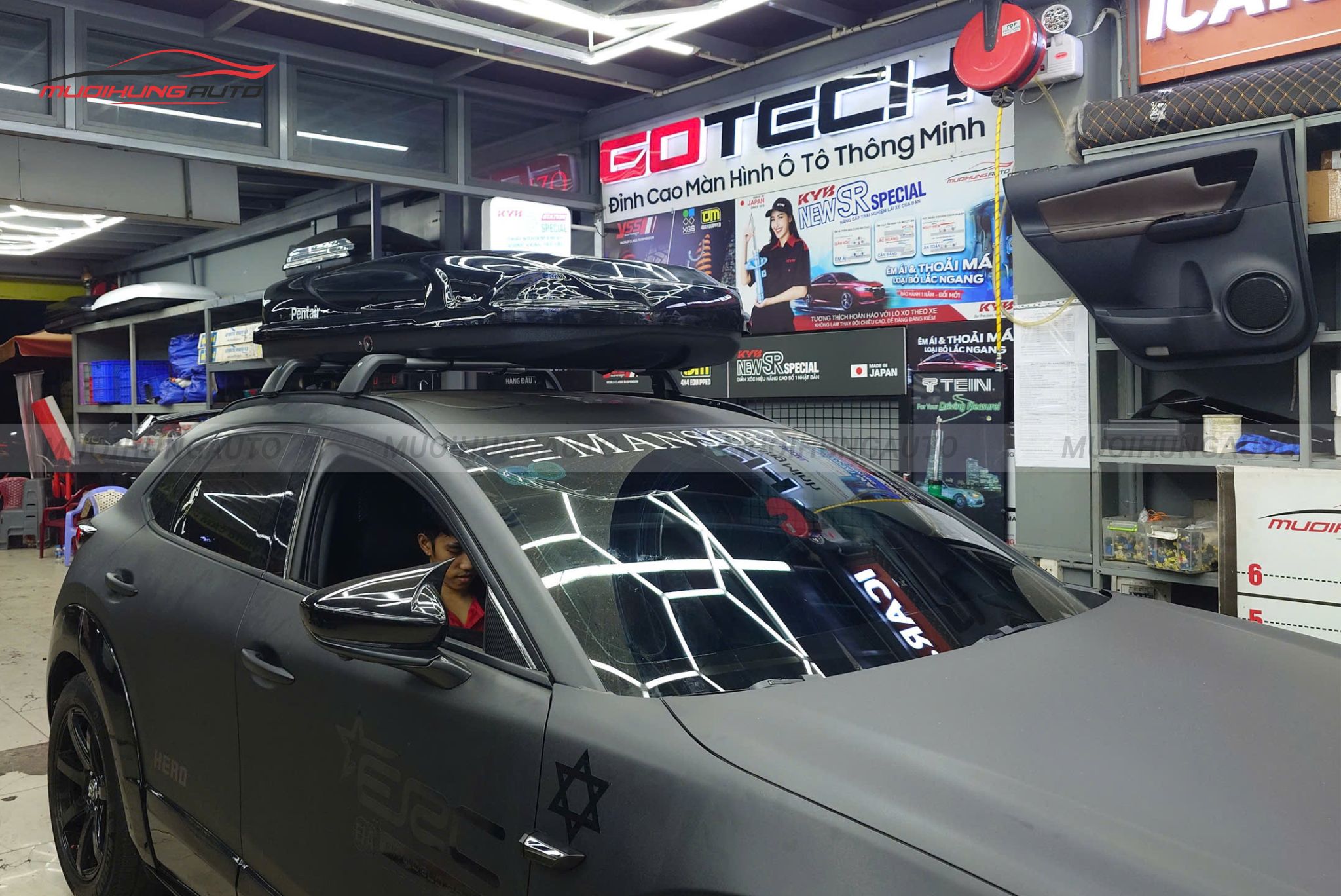 Thùng nóc xe ô tô Mazda CX30