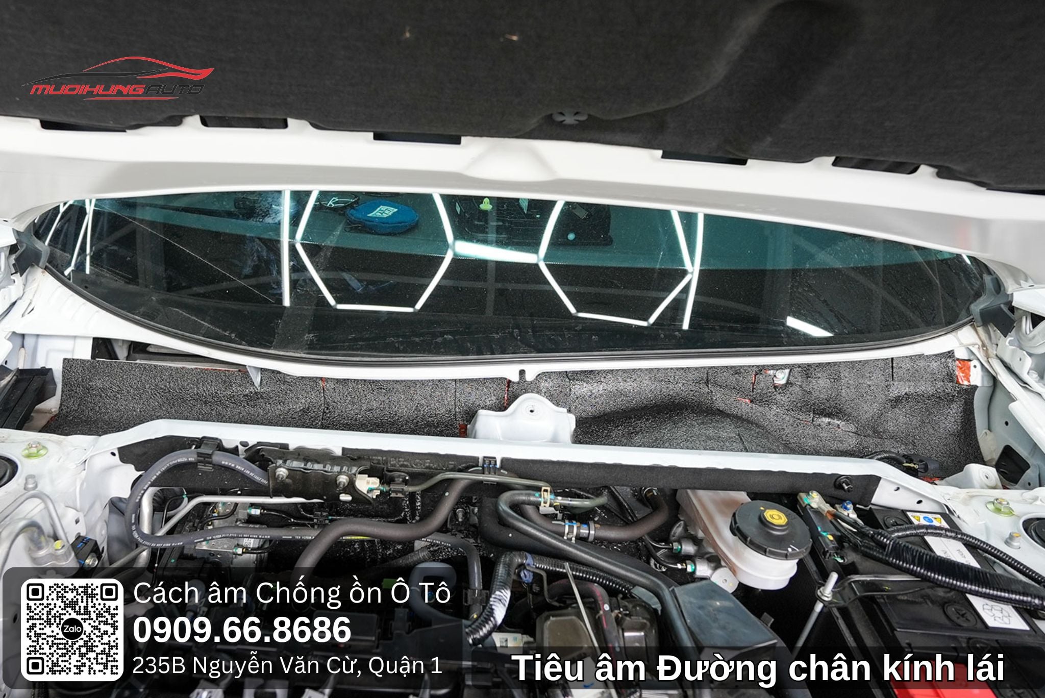 Tiêu âm đường chân kính lái ô tô 4 chỗ