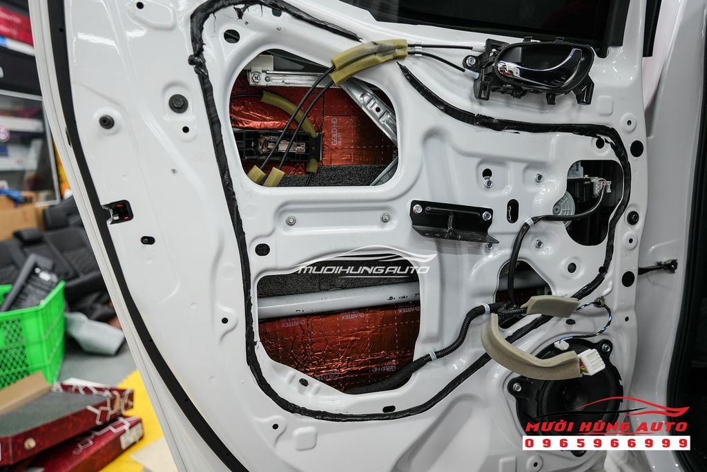 Tổng Hợp Các Dịch Vụ Cách Âm Chống Ồn Tốt Nhất Tại Mười Hùng Auto
