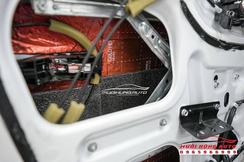 Tổng Hợp Các Dịch Vụ Cách Âm Chống Ồn Tốt Nhất Tại Mười Hùng Auto