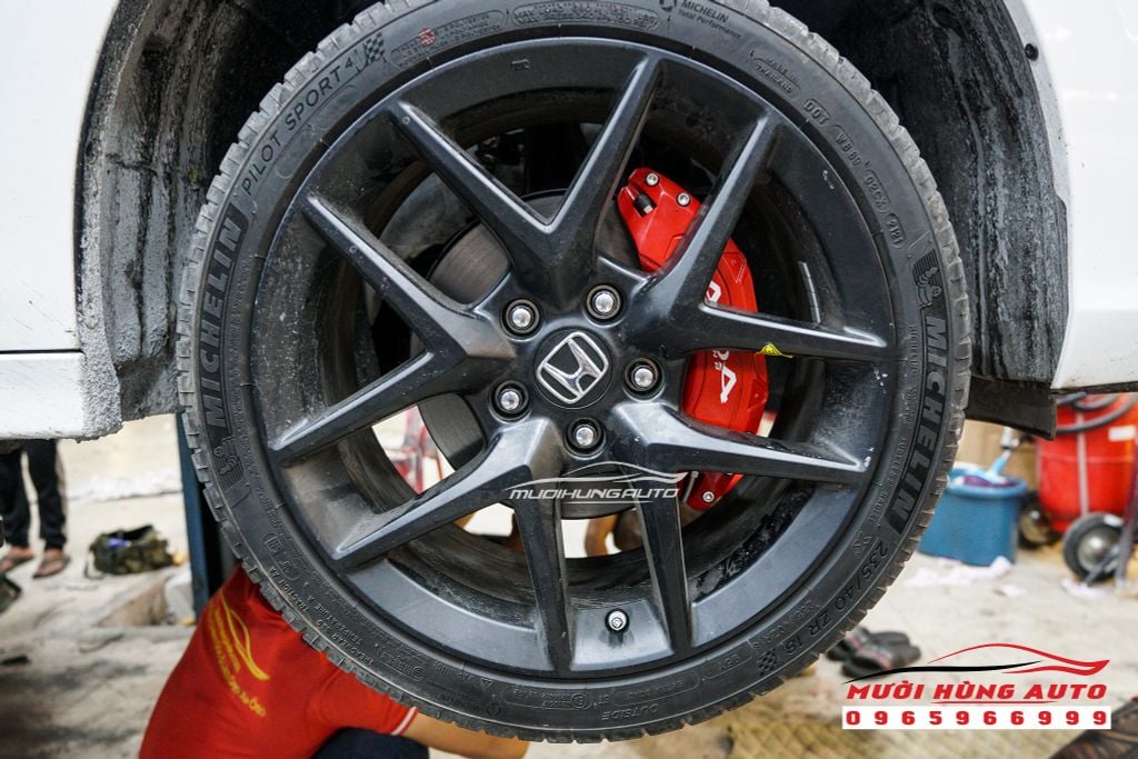 Top 5 Món Phụ Kiện Nên Độ Cho Xe Honda Civic 2022