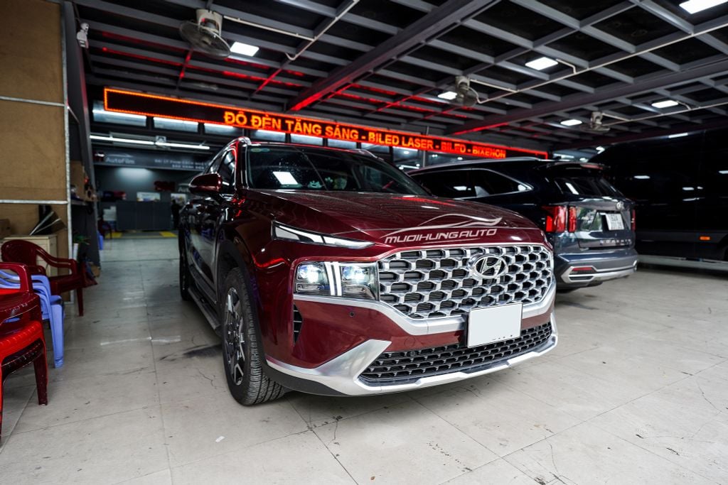 Top 6 Những Món Đồ Chơi Tiện Ích Cho Xe Hyundai Santafe 2022