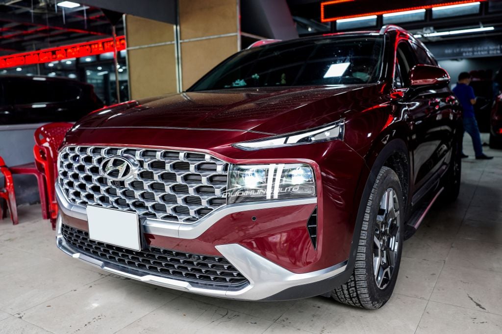 Top 6 Những Món Đồ Chơi Tiện Ích Cho Xe Hyundai Santafe 2022