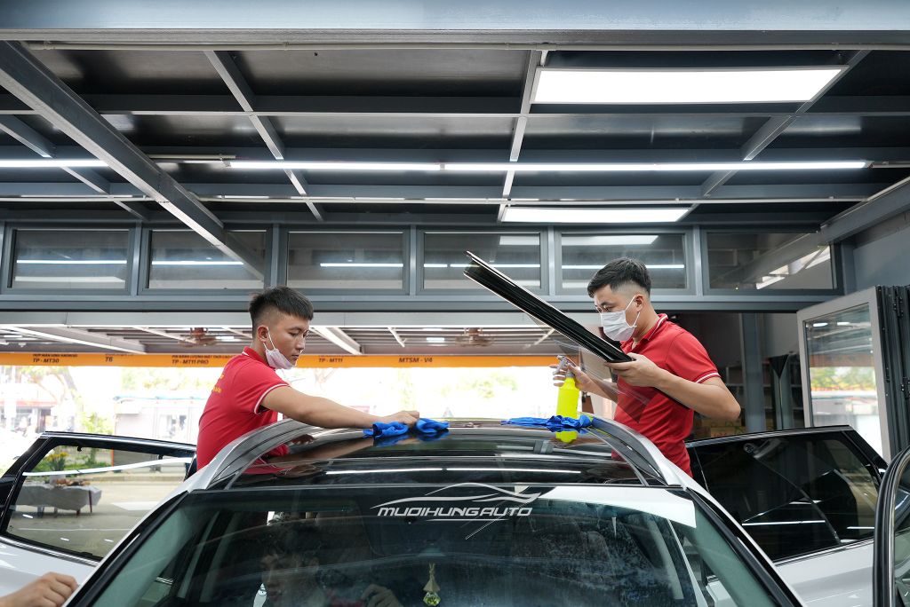 Top 6 Những Món Đồ Chơi Tiện Ích Cho Xe Hyundai Santafe 2022