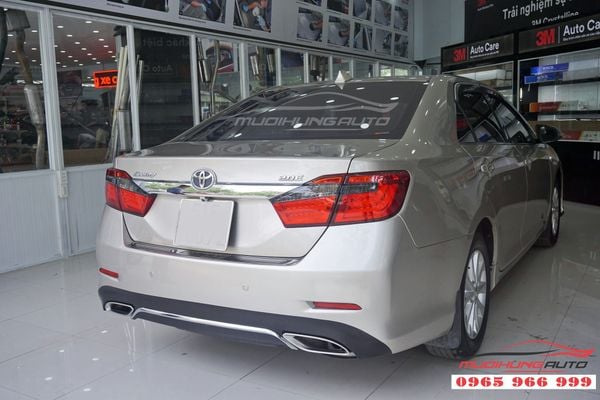 Toyota Camry 2.0 độ thành Lexus đẳng cấp 04