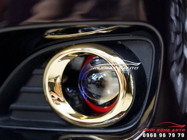 Hô Biến Toyota Camry 10 Năm Tuổi Lên Diện Mạo Mới Tại TPHCM
