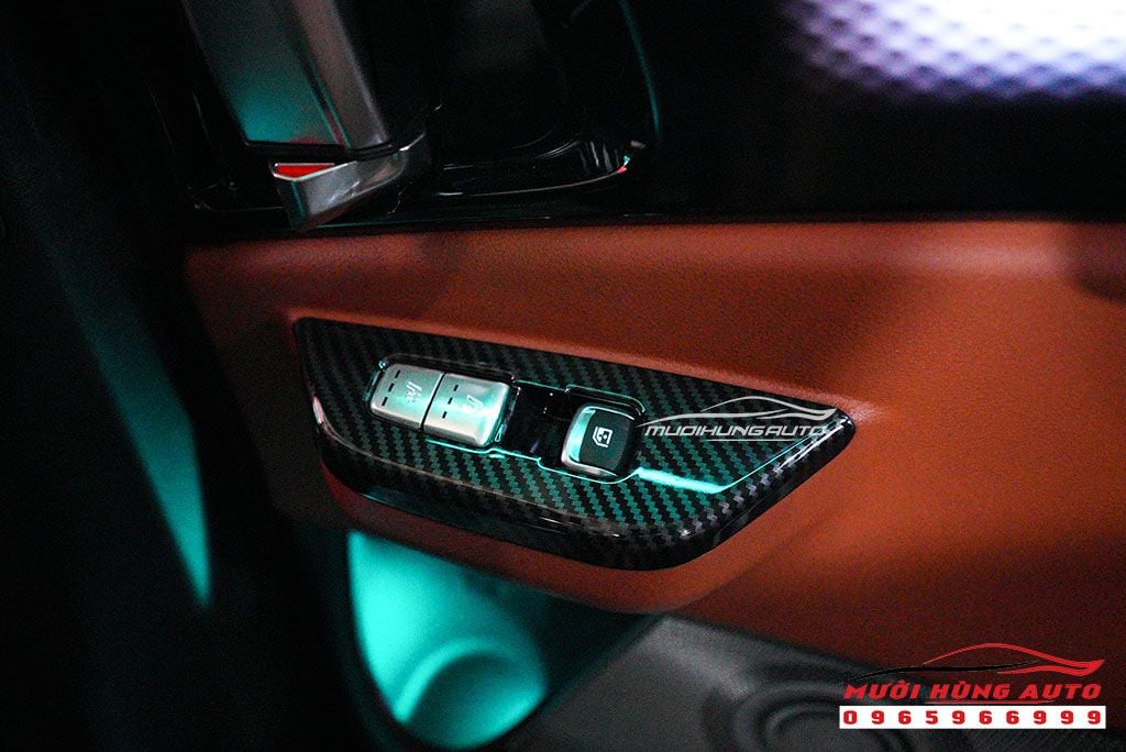 Những Món Phụ Kiện Cao Cấp Cho Xe Kia Carnival