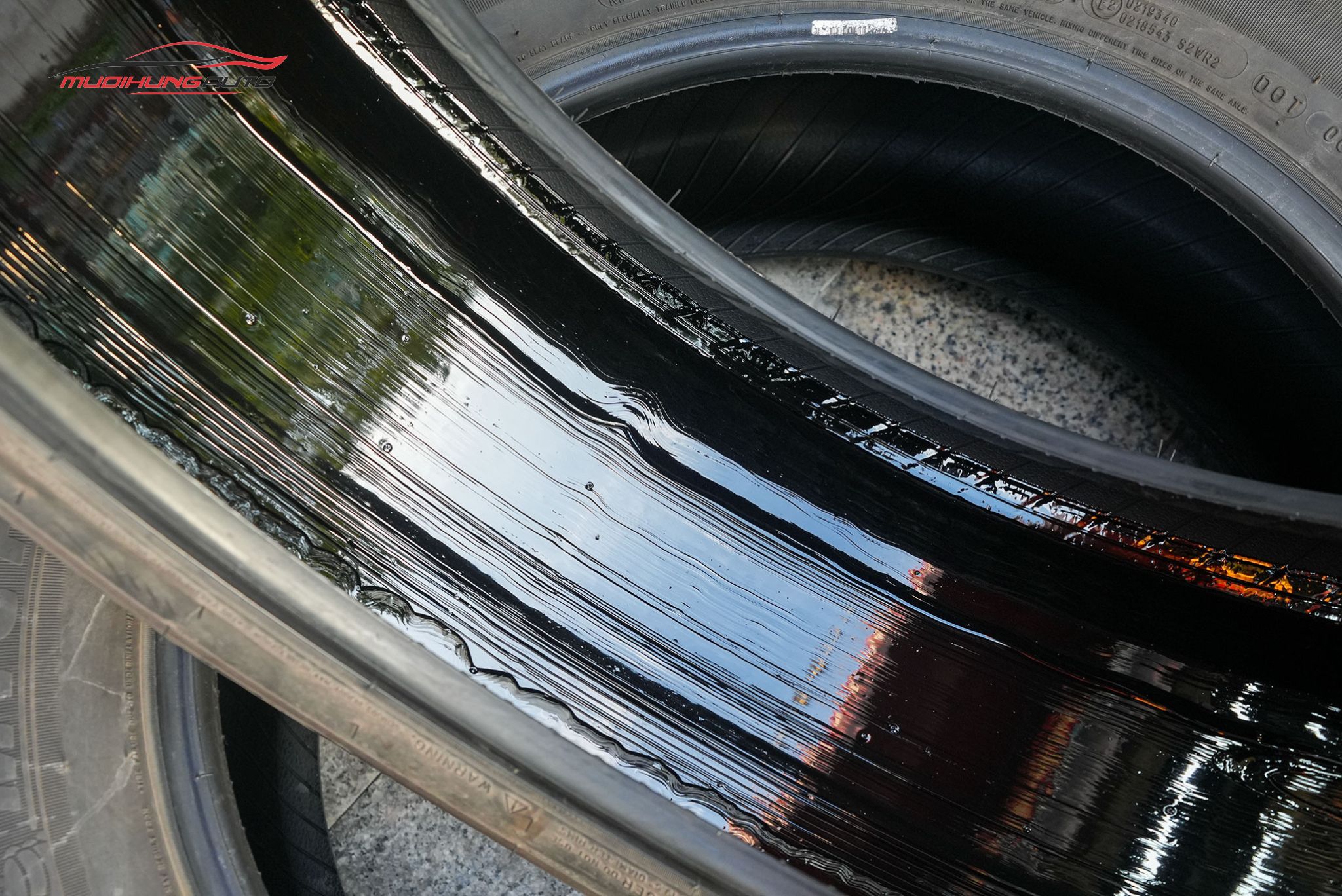 Tráng lốp chống đinh cho Kia Carnival