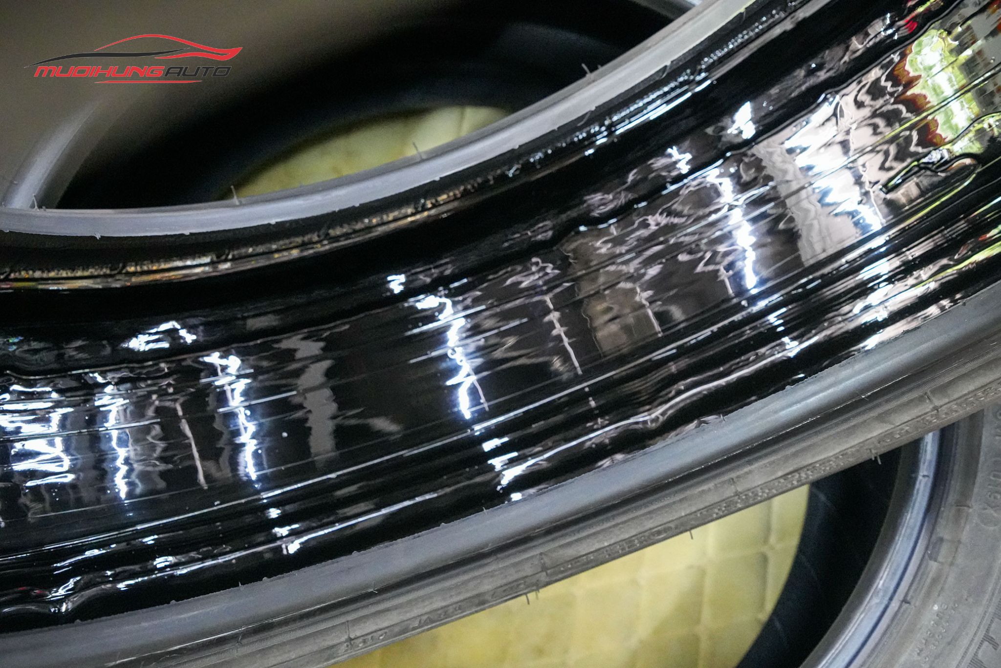 Tráng lốp chống đinh cho Toyota Corolla Cross 2021