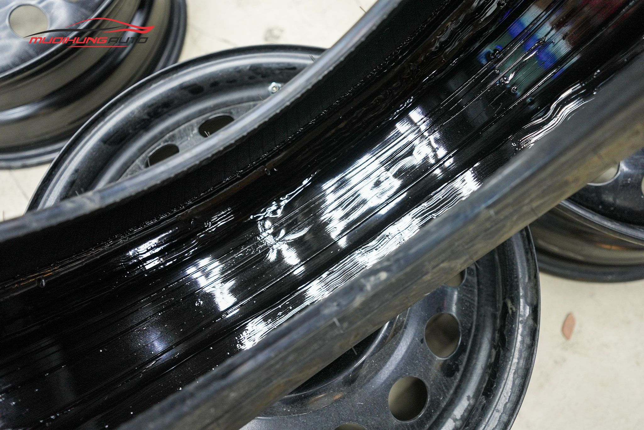 Tráng Lốp Chống Đinh Cho Xe Vinfast VF3