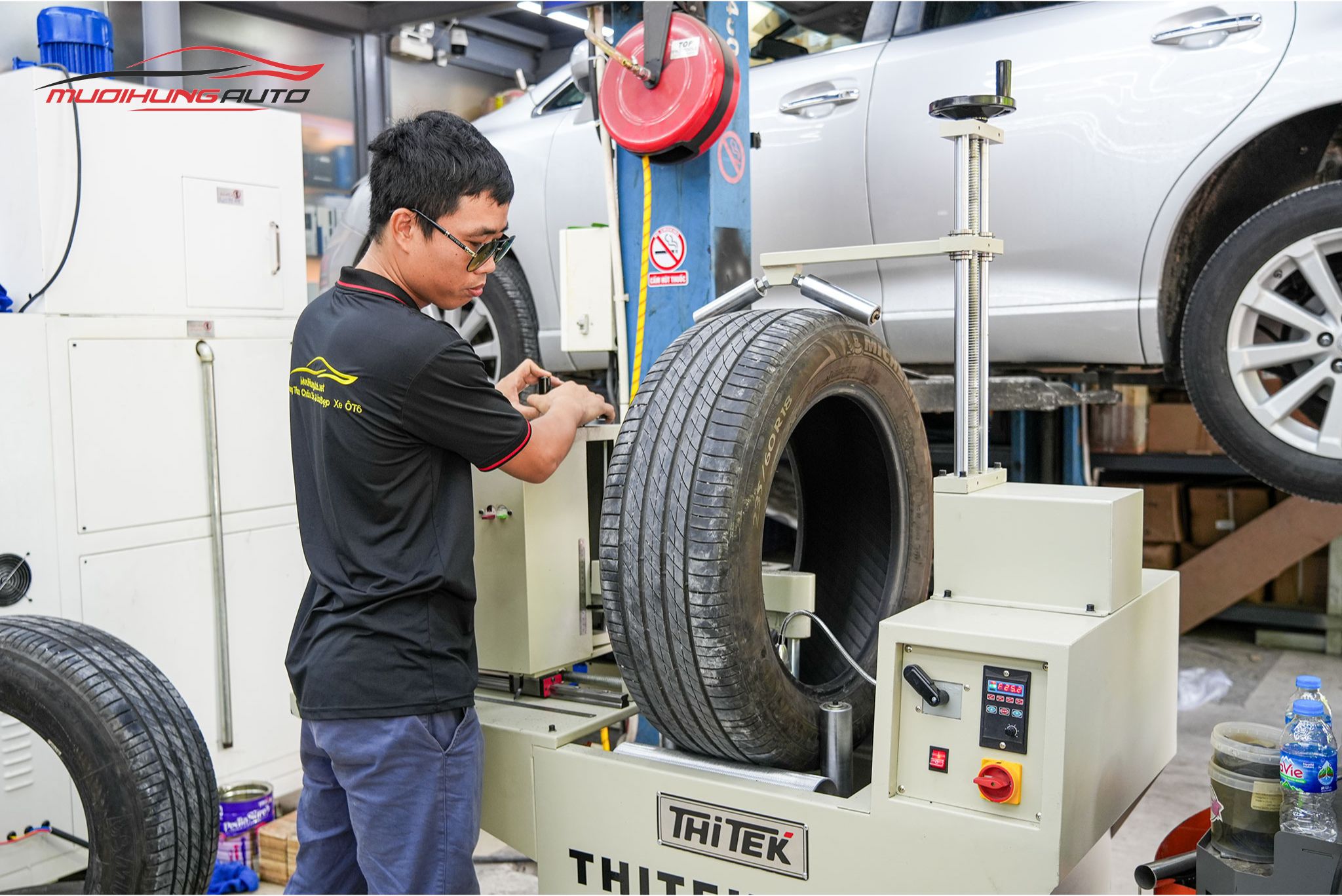 Tráng Lốp Chống Đinh Cho Xe Kia Sorento