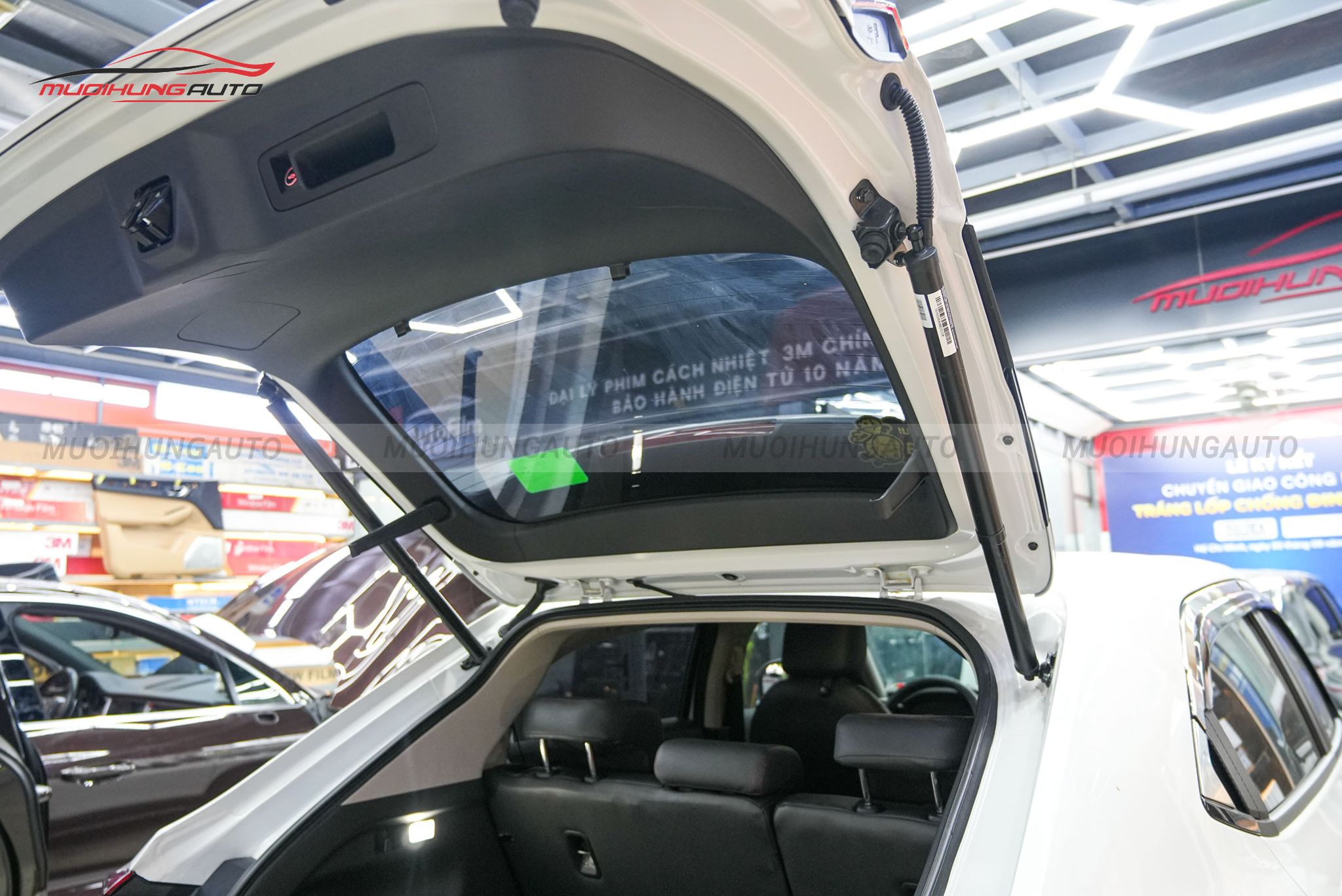 Ty cốp điện ô tô Honda HRV 2024