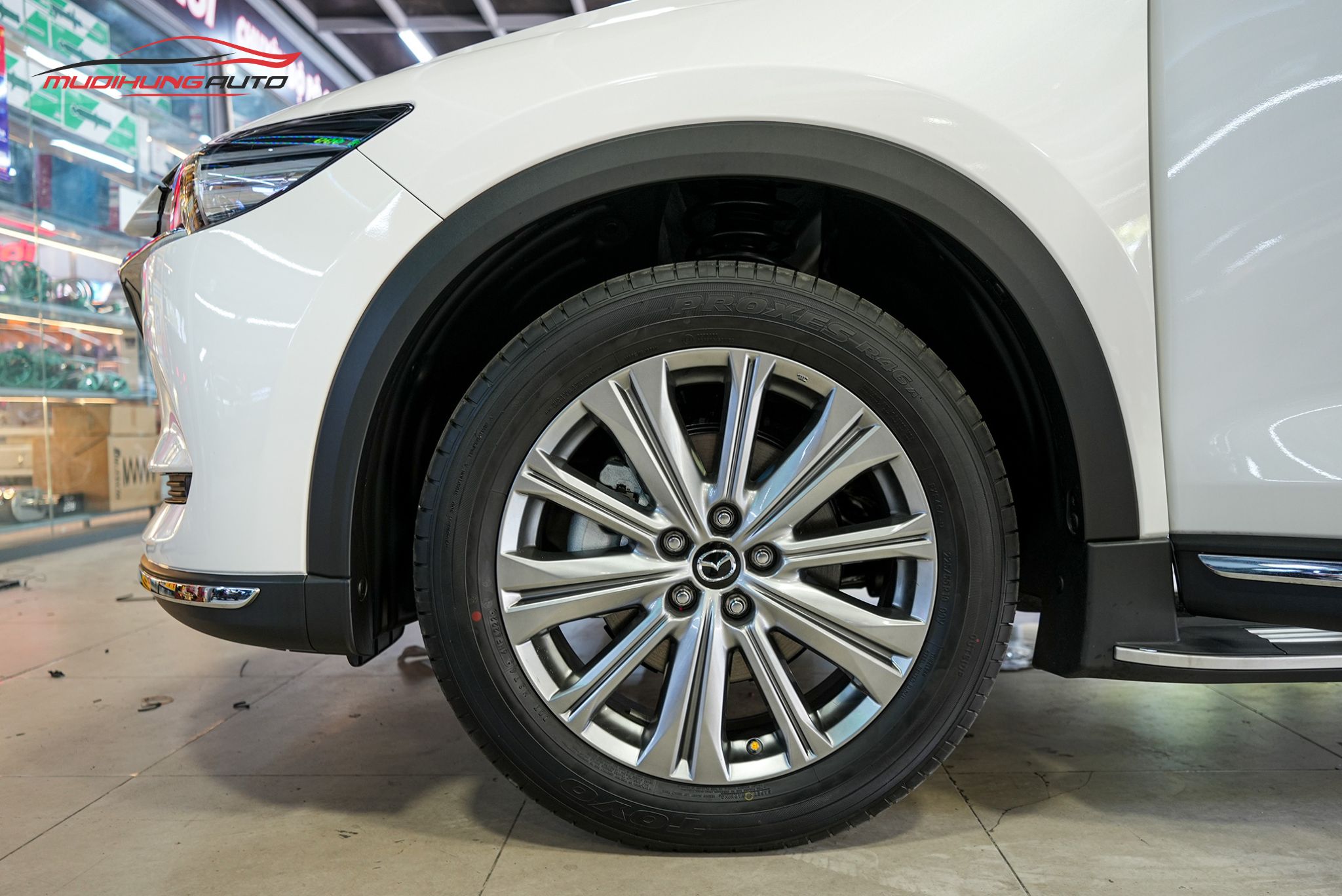 Lắp cảm biến áp suất lốp Ellisafe J3 cho xe Mazda CX-8